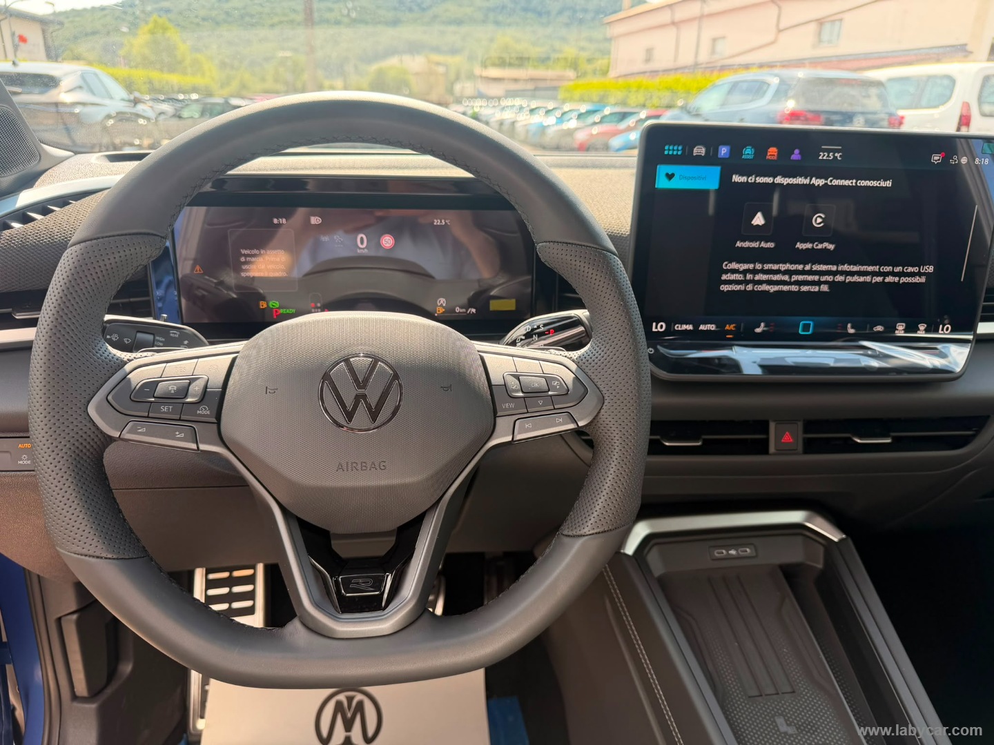 Volkswagen T-Roc 1.5 eTSI ACT 150 CV DSG R-Line - Immagine 33