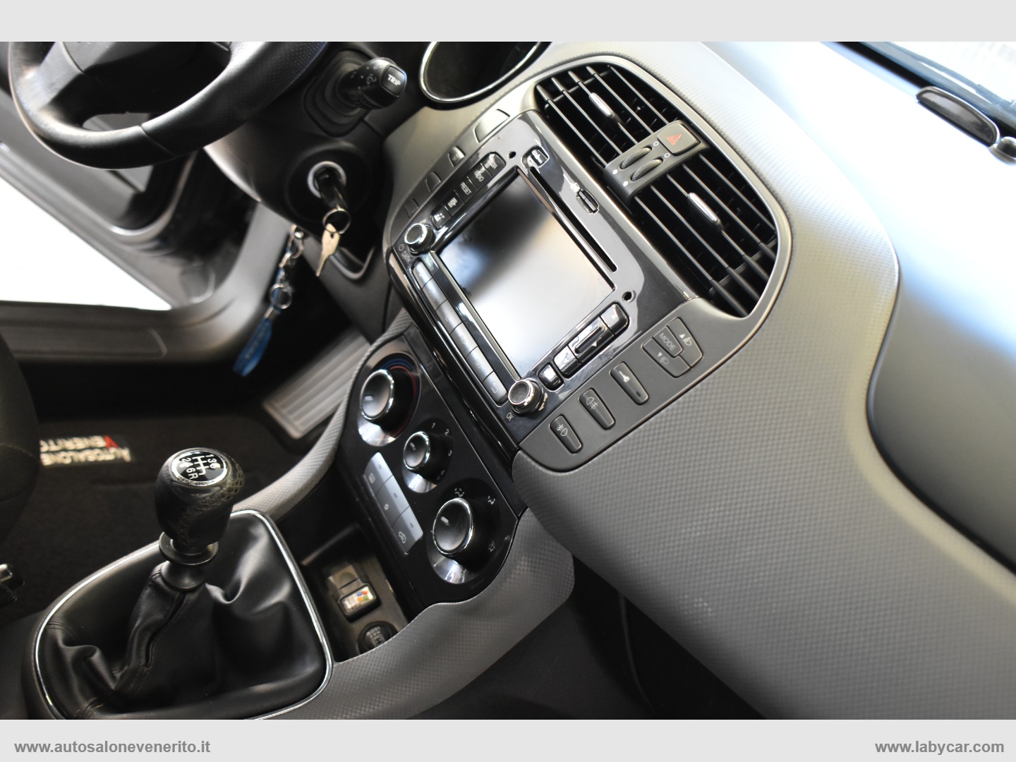 Bravo 1.6 MJT 105 CV Dynamic - immagine 33