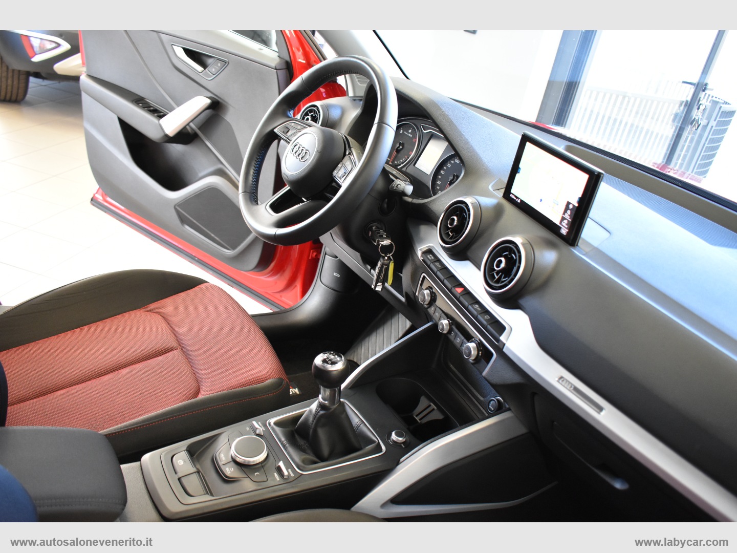 Q2 30 TDI S tronic Identity Black - immagine 33