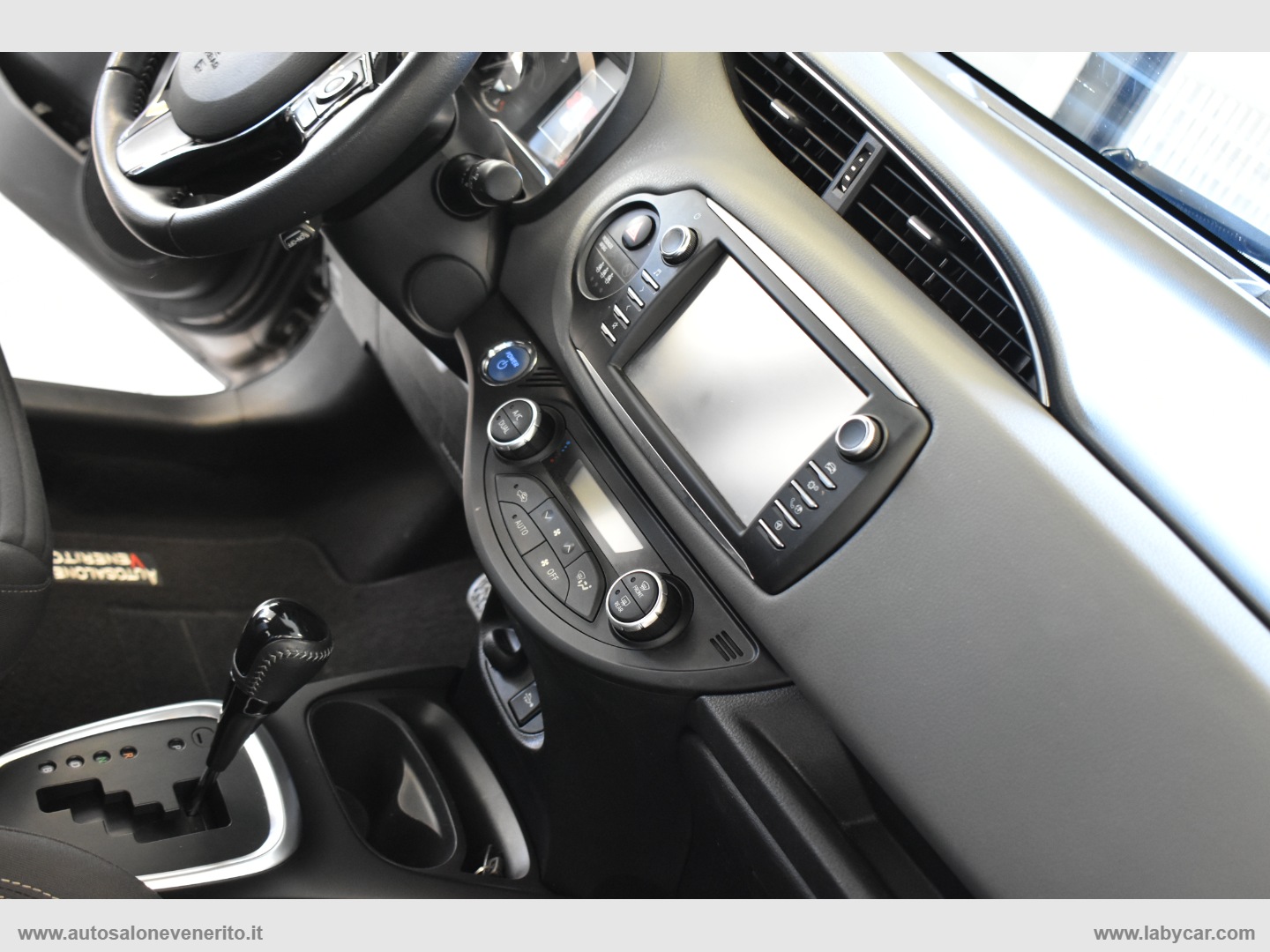 Yaris 1.5 Hybrid 5p. Active - immagine 33