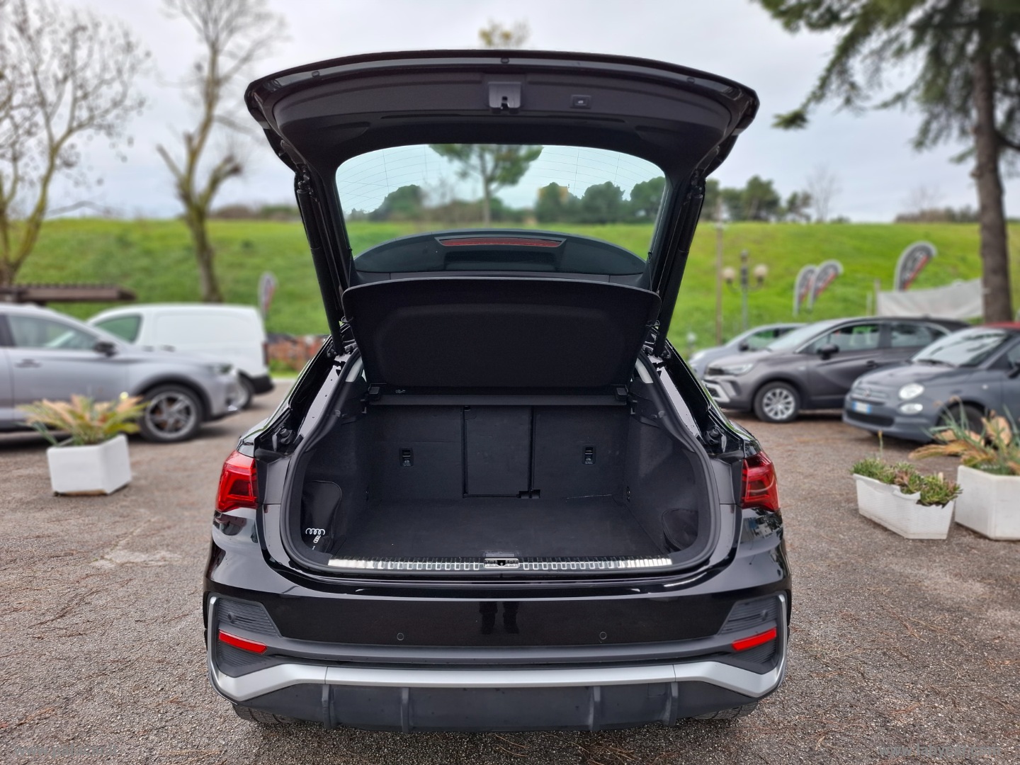 Q3 SPB 35 TDI quattro S tr. S line ed. - immagine 33