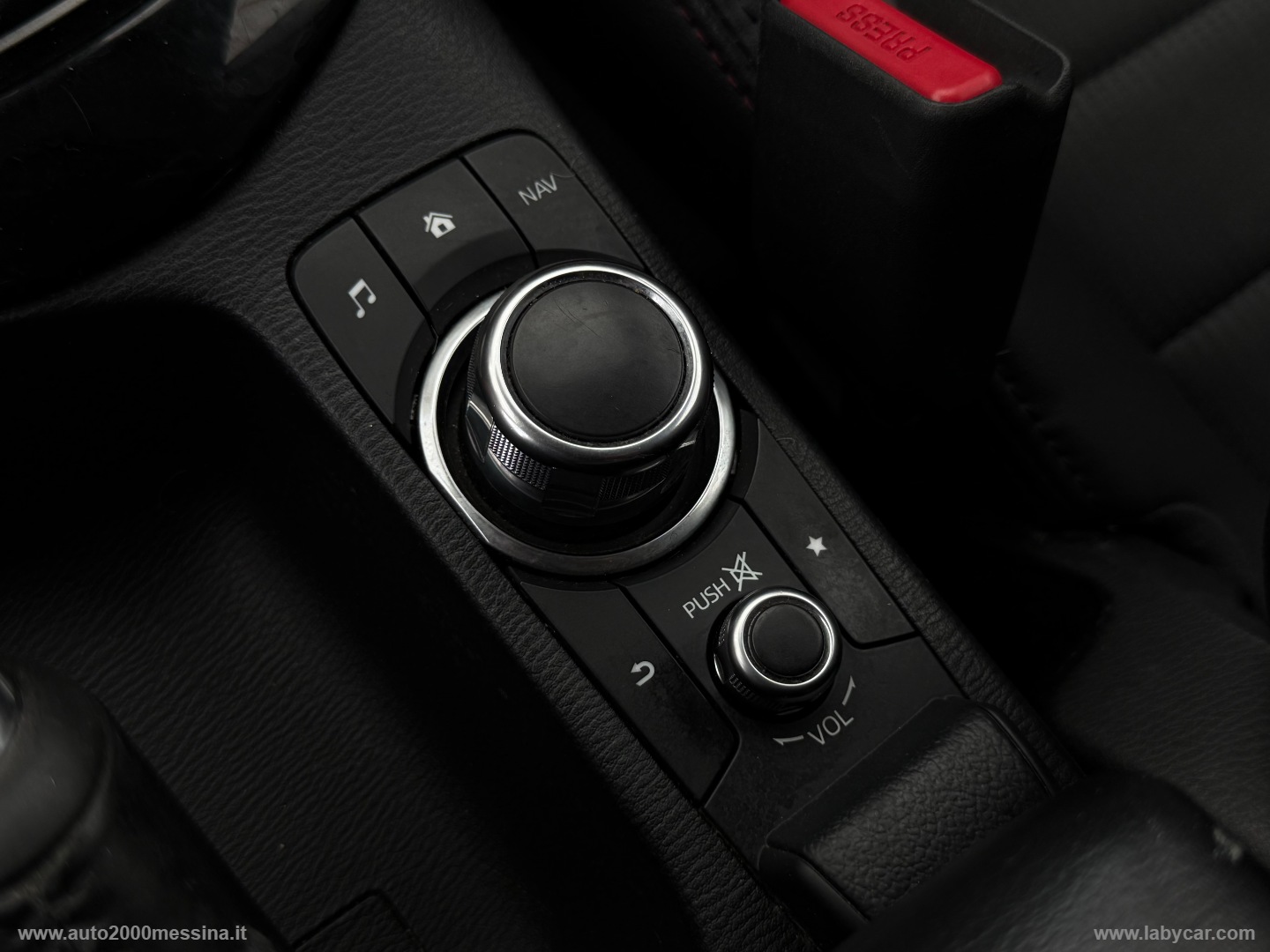CX-3 1.5L Skyactiv-D Luxury Edition - immagine 33