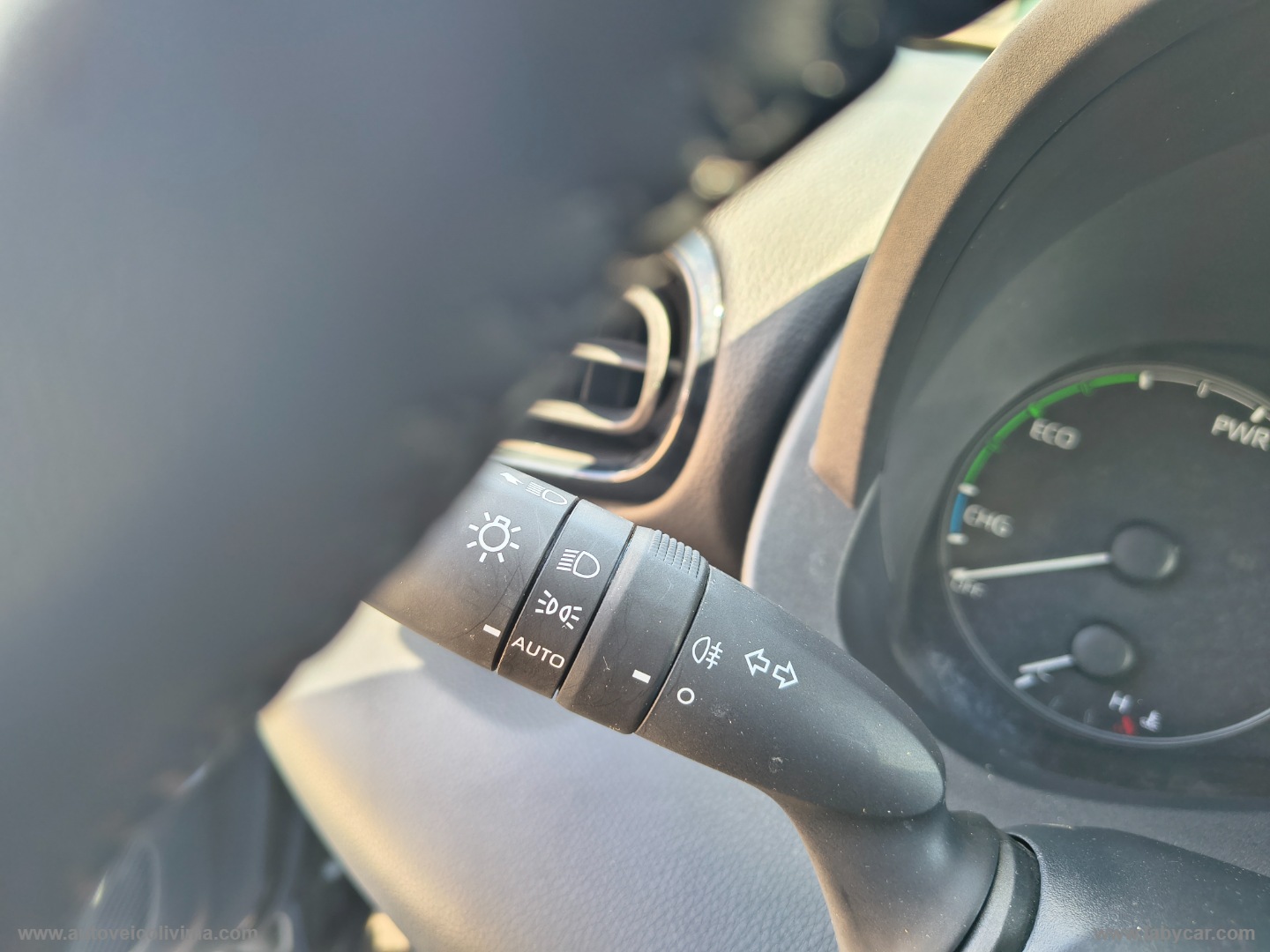 Yaris 1.5 Hybrid 5p. Active - immagine 33