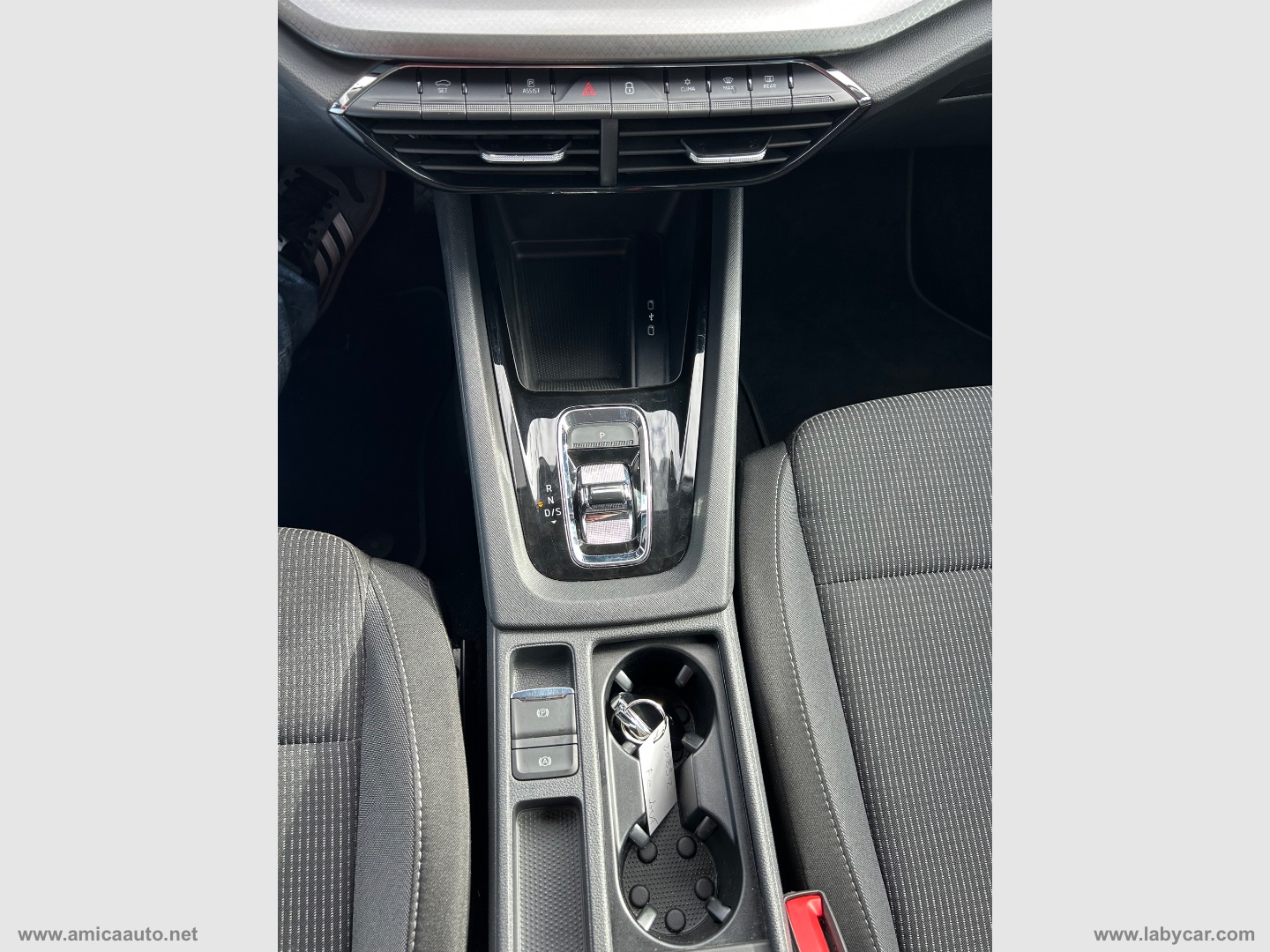 Octavia 2.0 TDI EVO SCR DSG Wagon Exec. - immagine 33