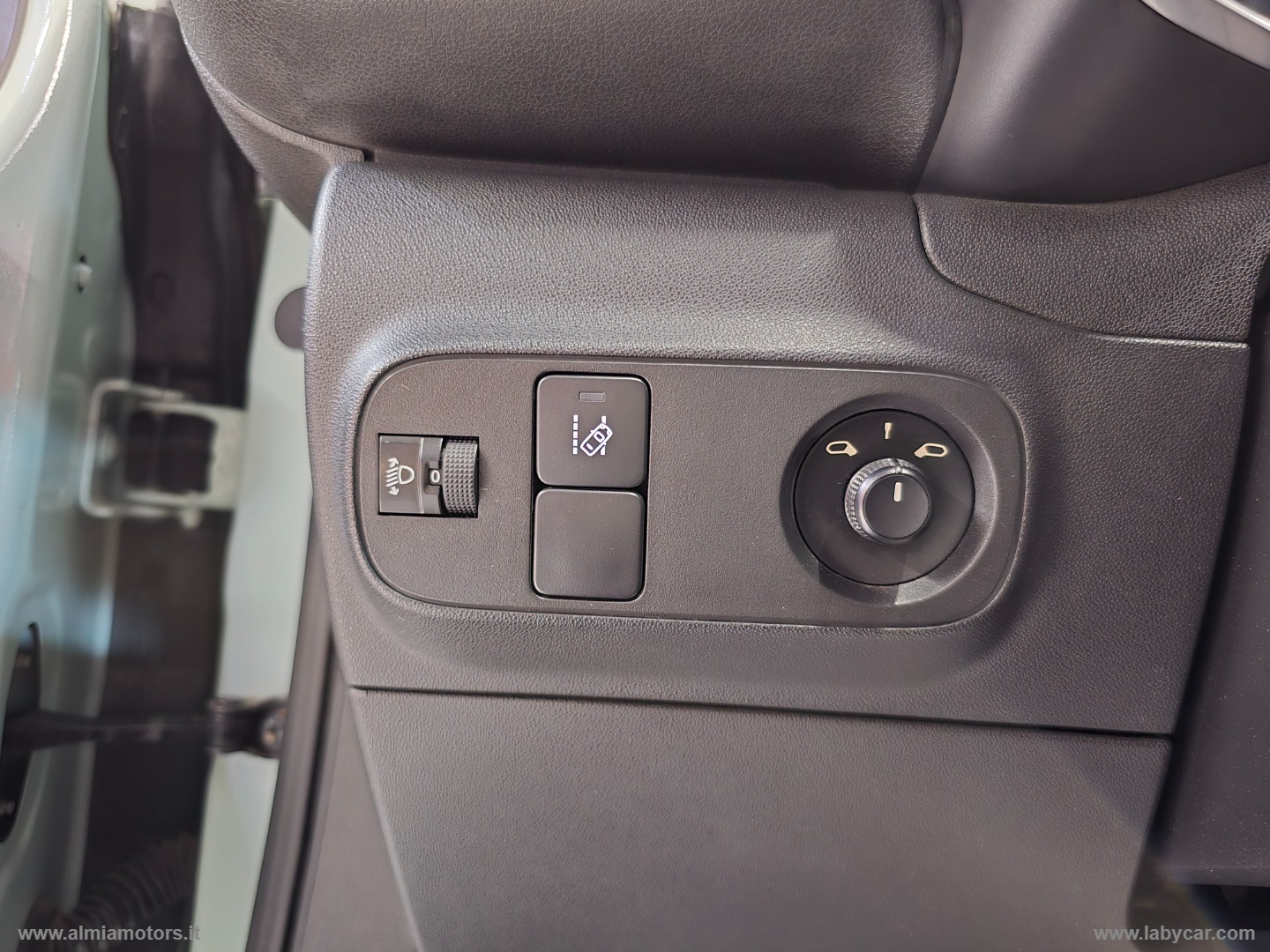 C3 PureTech 110 S&S Shine - immagine 33