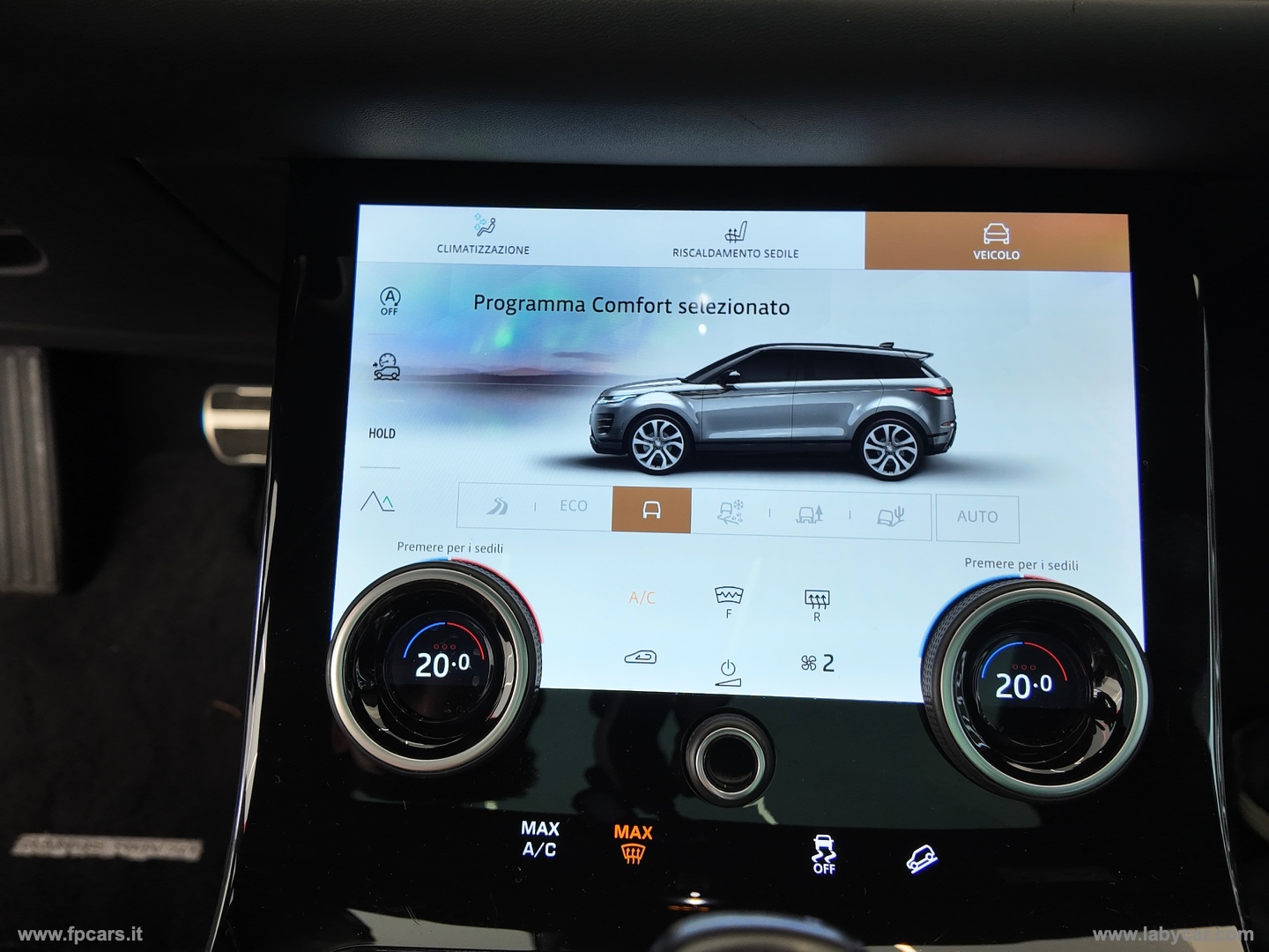 RR Evoque 2.0D I4 204 CV AWD Aut R-D.HSE - immagine 33