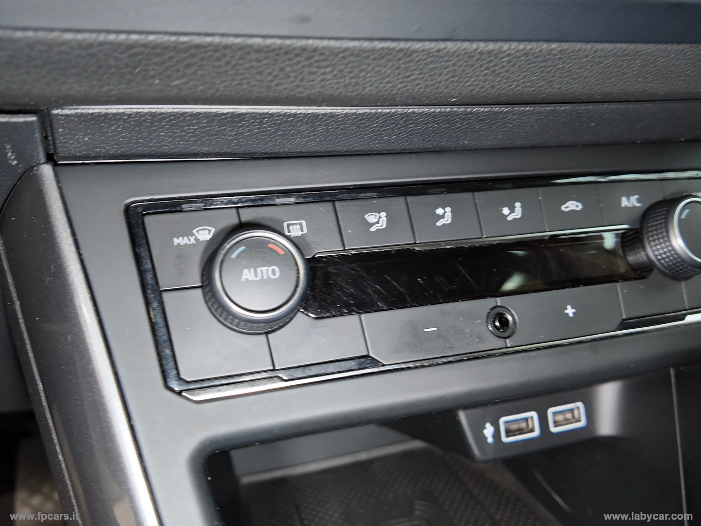 Polo 1.0 TSI 115 CV DSG R-Line - immagine 33