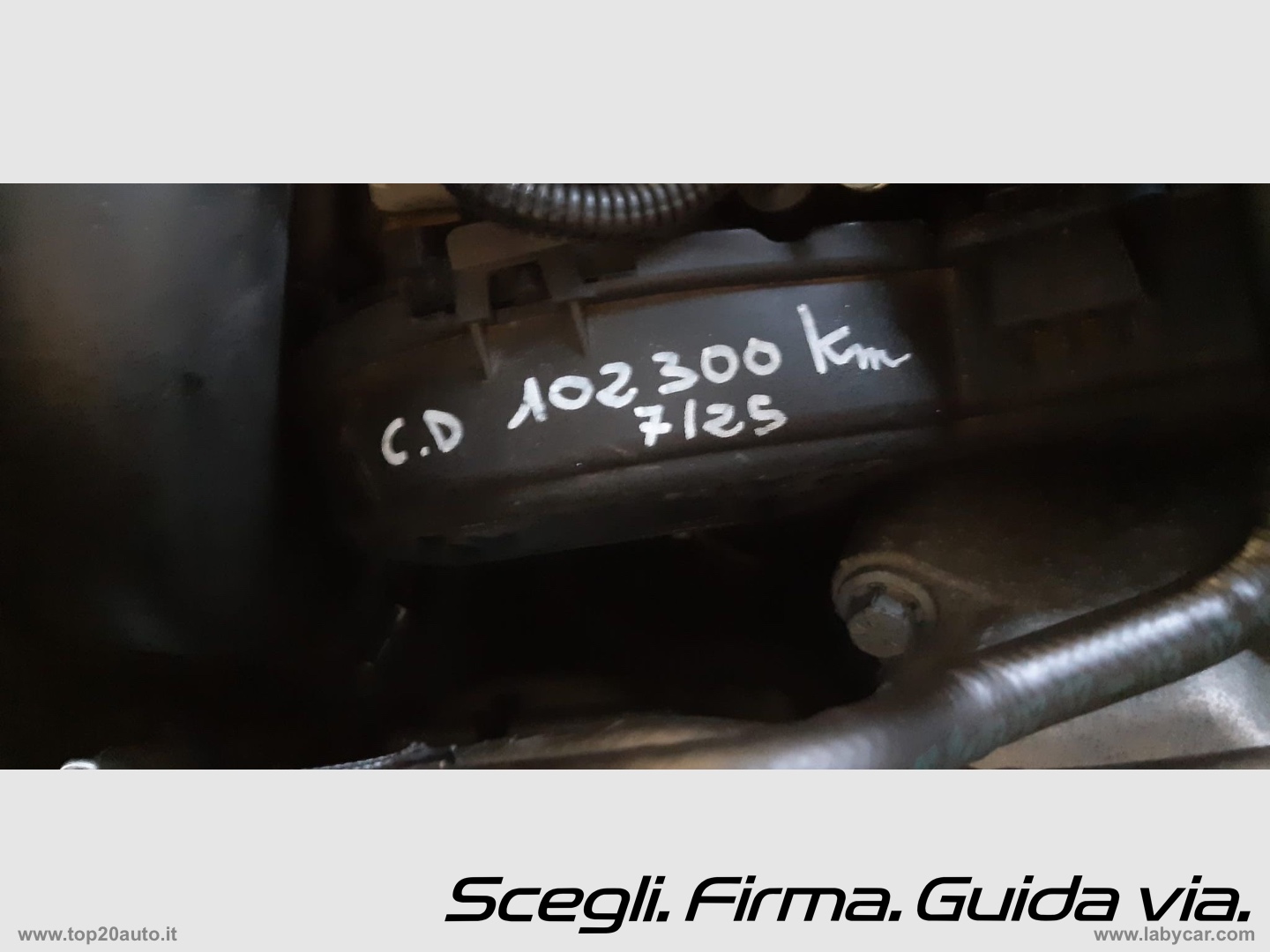 V60 Cross Country D3 Geartronic Momentum - immagine 33