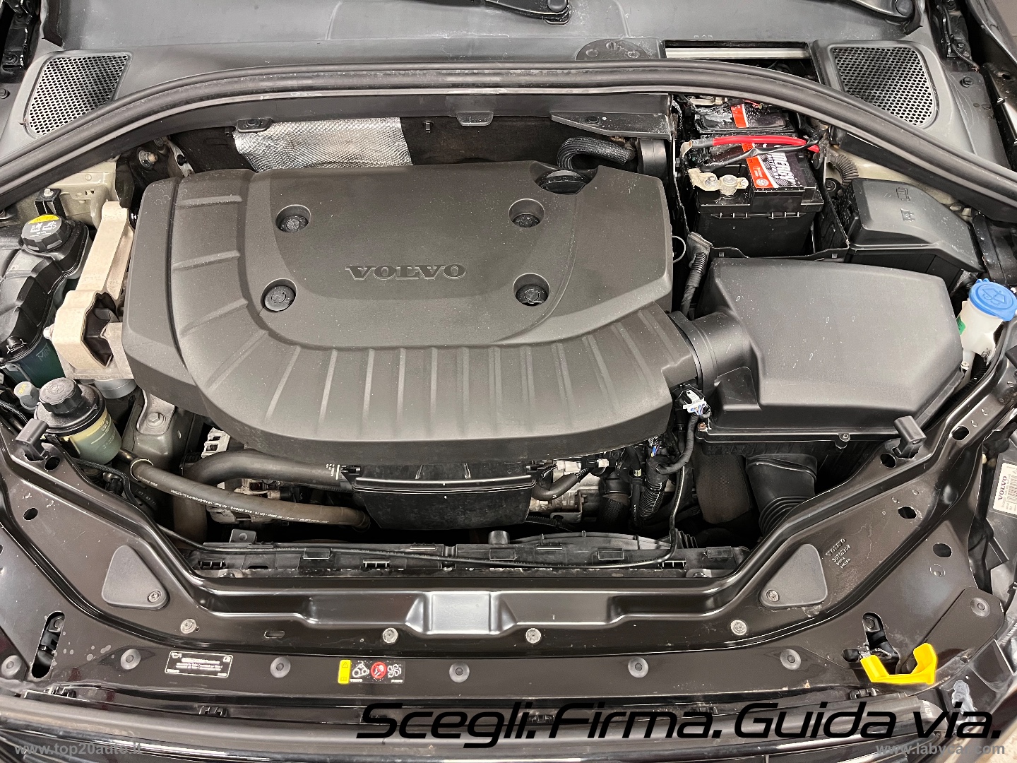 XC60 2.4 D4 4X4 AUTOMATICA R-DESIGN - immagine 33