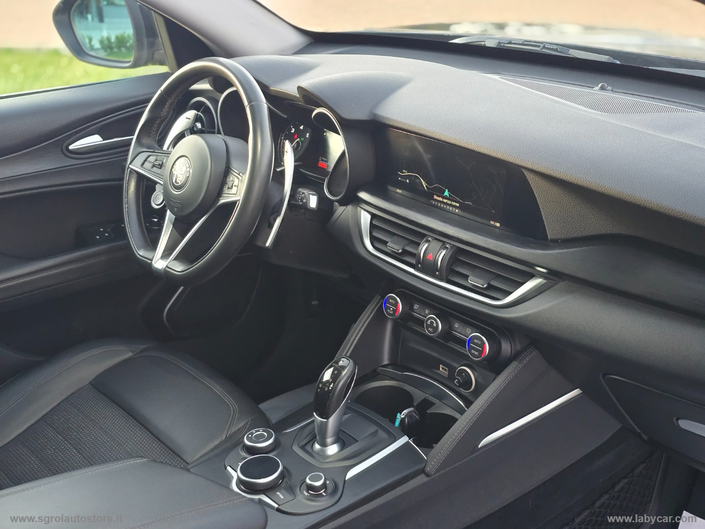 Stelvio 2.2 T.diesel 210 CV AT8 Q4 Exec. - immagine 33