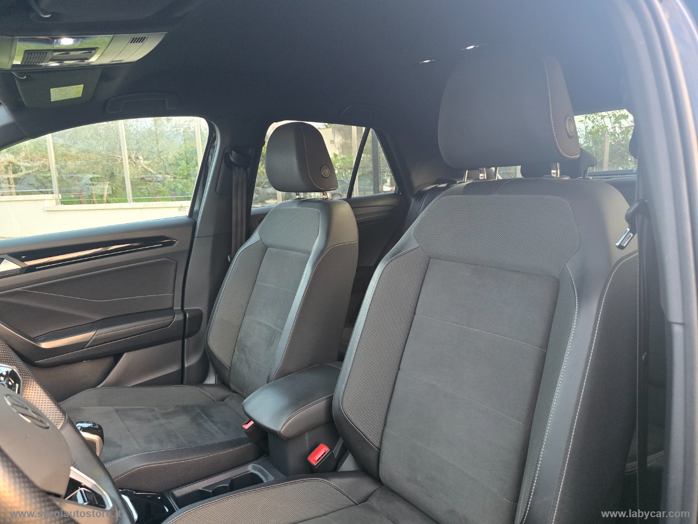 T-Roc 2.0 TDI SCR R-Line - immagine 33