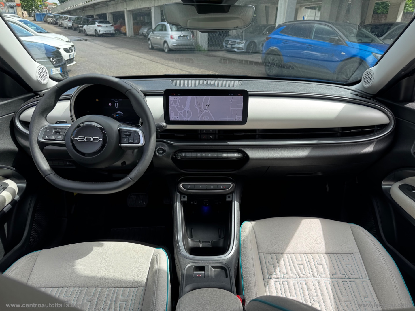 NUOVA 600 Hybrid 110 CV DCT MHEV La Prima II - immagine 33