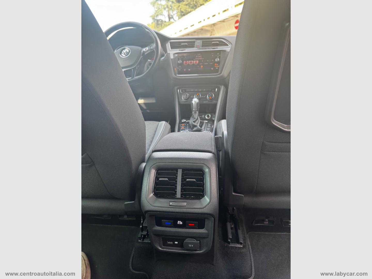 Tiguan 2.0 TDI DSG 4MOTION Advanced BMT - immagine 33