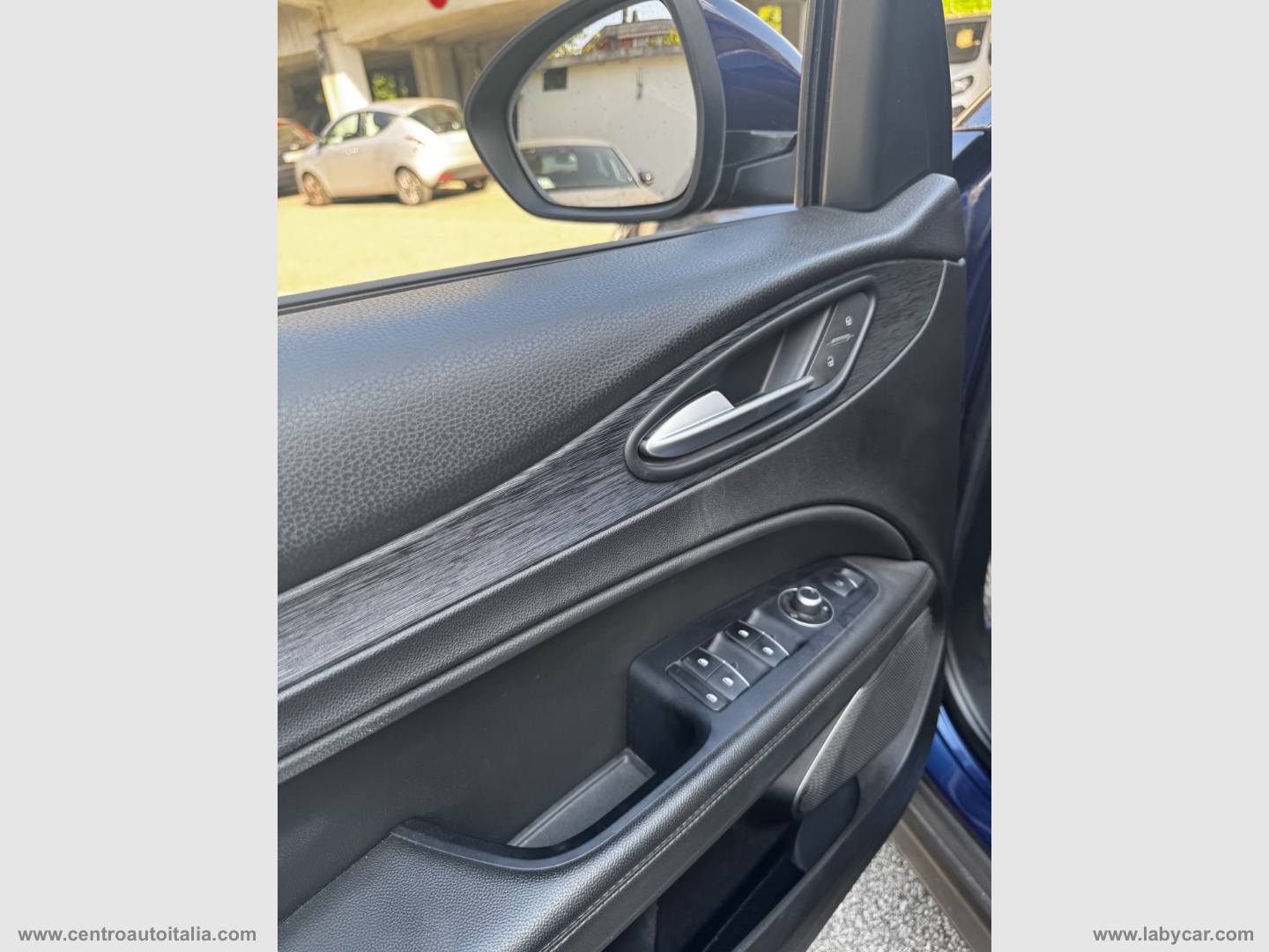 Stelvio 2.2 T.diesel 190 CV AT8 Q4 Exec. - immagine 33