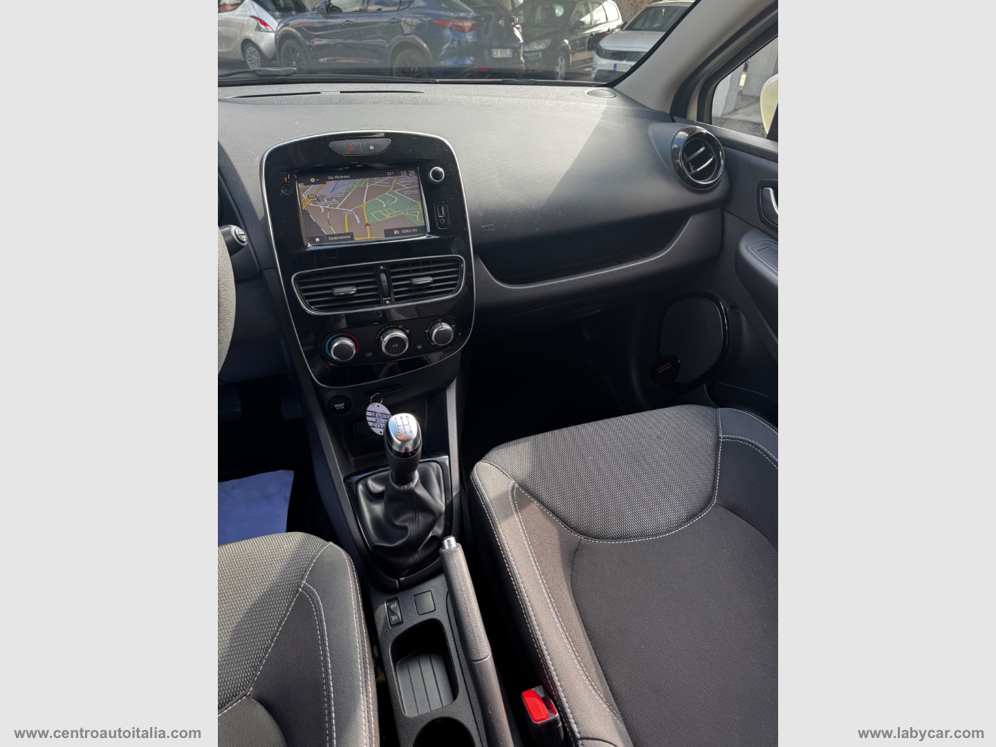 Clio 1.2 75 CV 5p. Duel2 - immagine 33