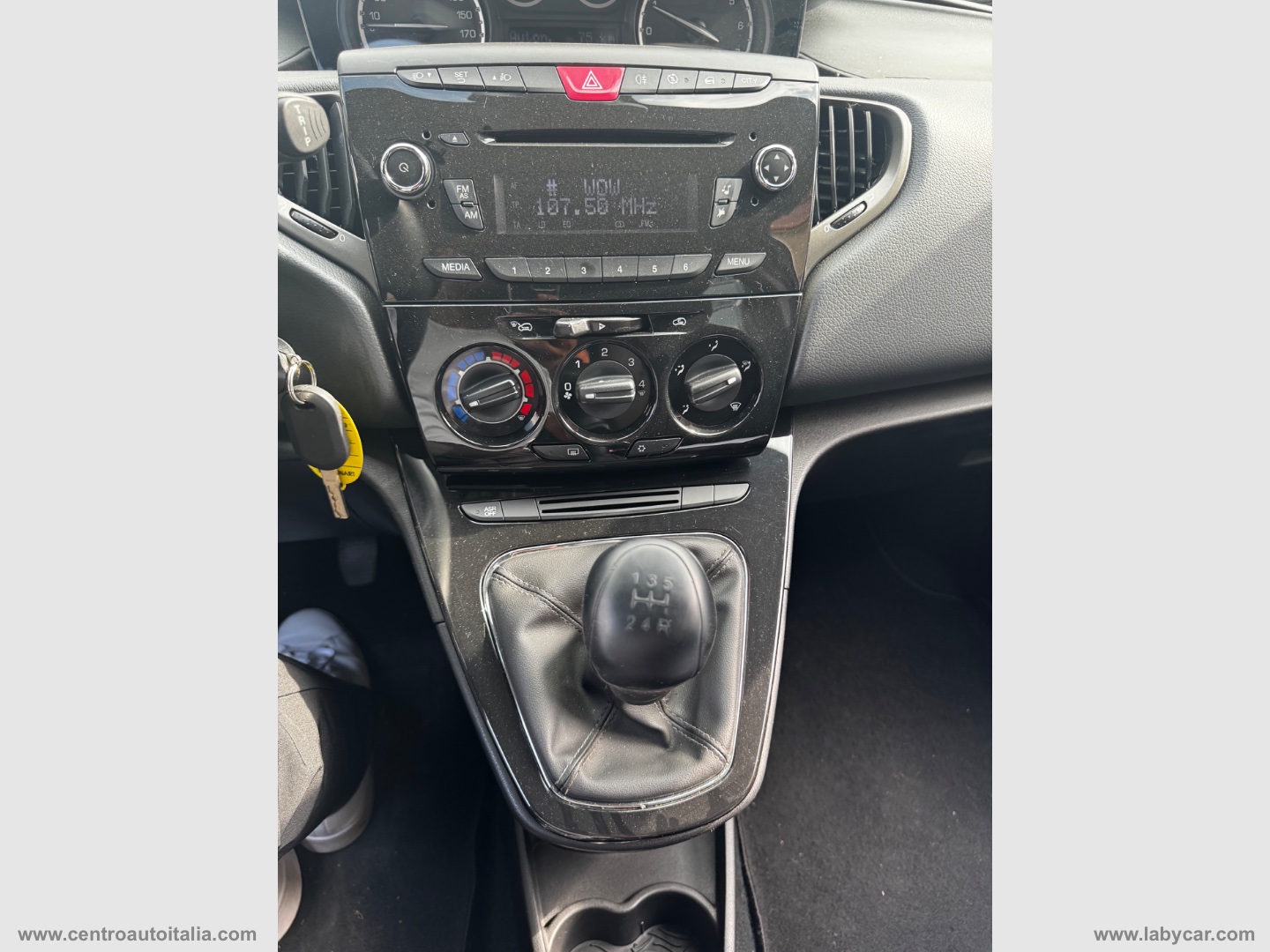 Ypsilon 1.2 69 CV 5p. S&S Platinum - immagine 33