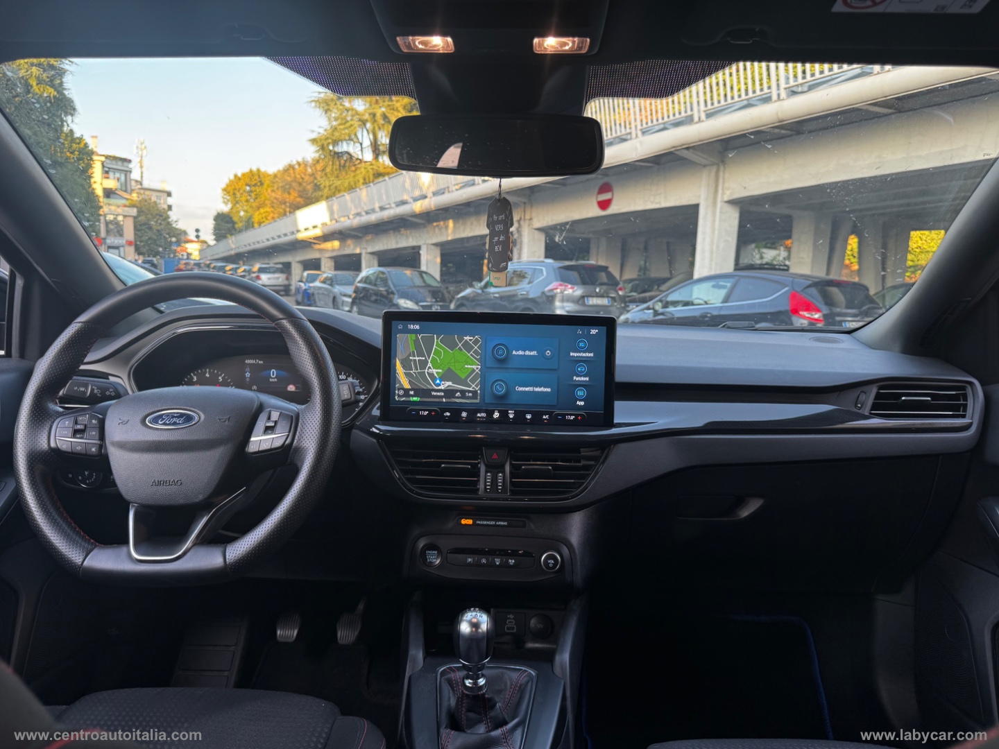 Focus 1.0 EcoBoost Hybrid 125CV 5p.ST LINE - immagine 33