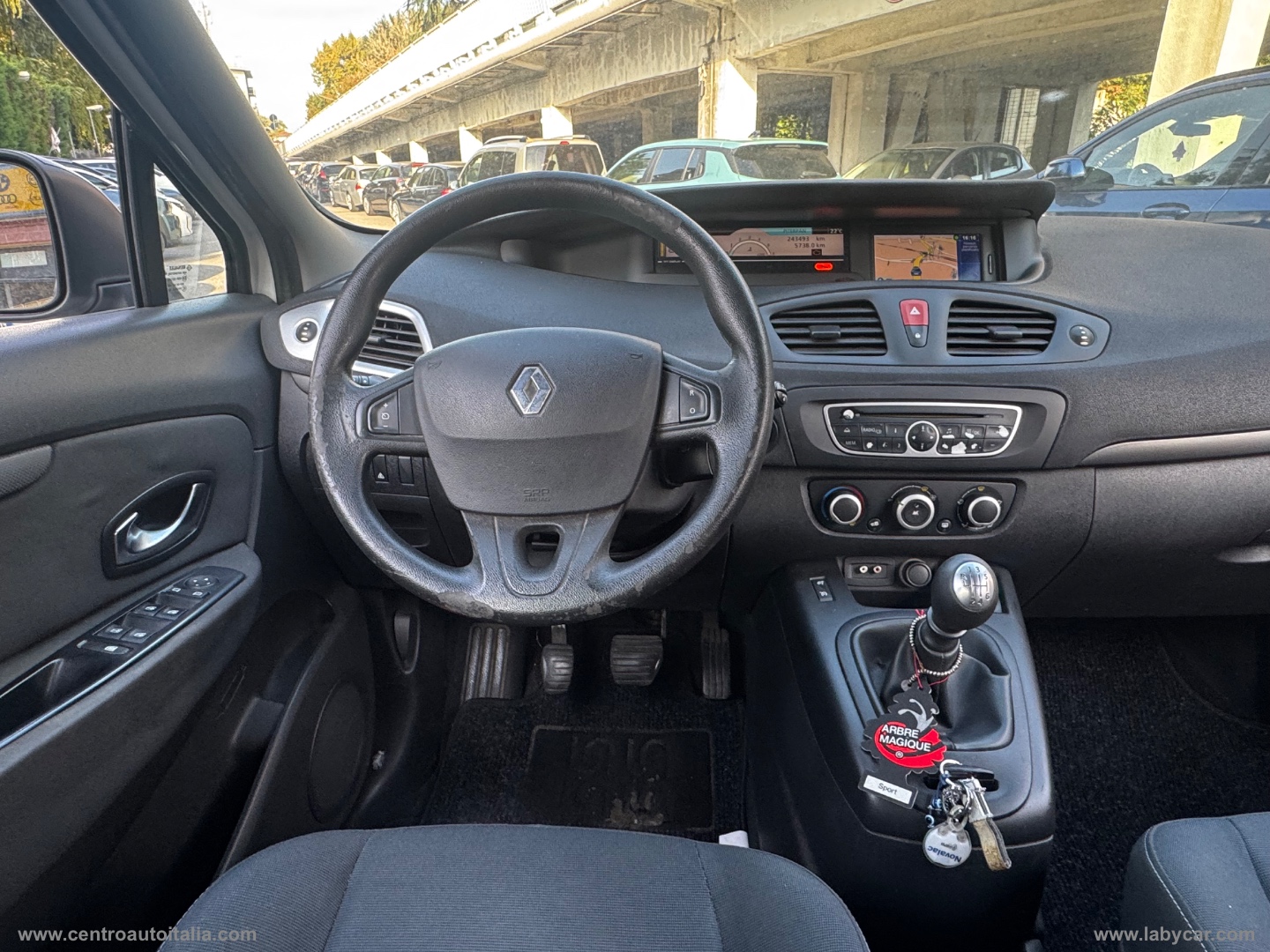 Scénic X-Mod 1.5 dCi 110 CV Luxe - immagine 33
