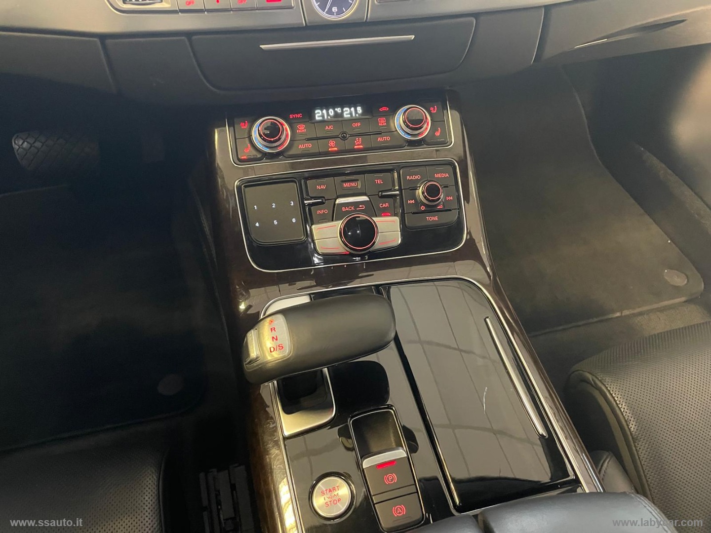 A8 L 4.2 V8 TDI 385CV quattro tip. VETTURA IMPECCABILE ED INTROVABILE!! - immagine 33