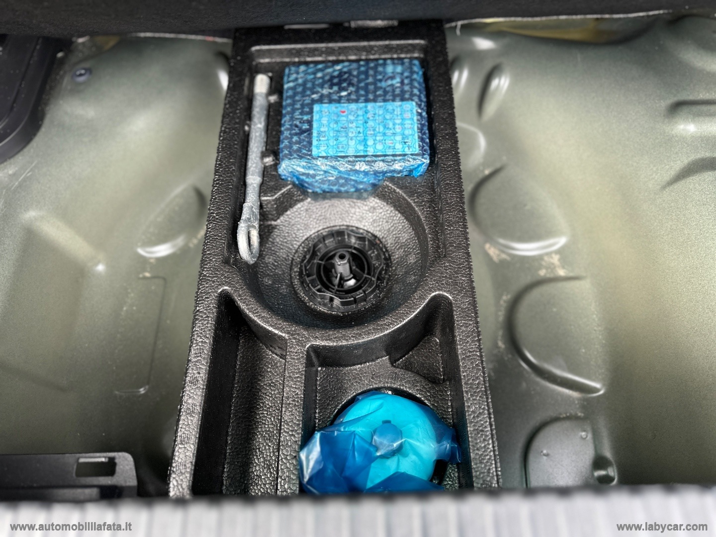 C3 Aircross BlueHDi 110 S&S Rip Curl 23.500 KM DIESEL - immagine 33