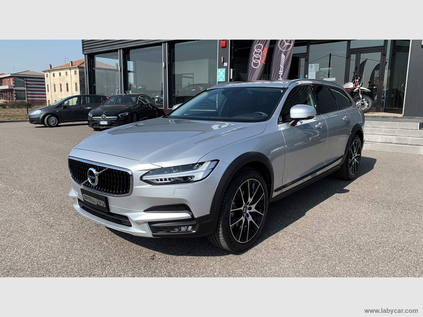 V90 Cross Country D4 AWD Geartronic Pro GANCIO TRAINO I.V.A. - immagine 34