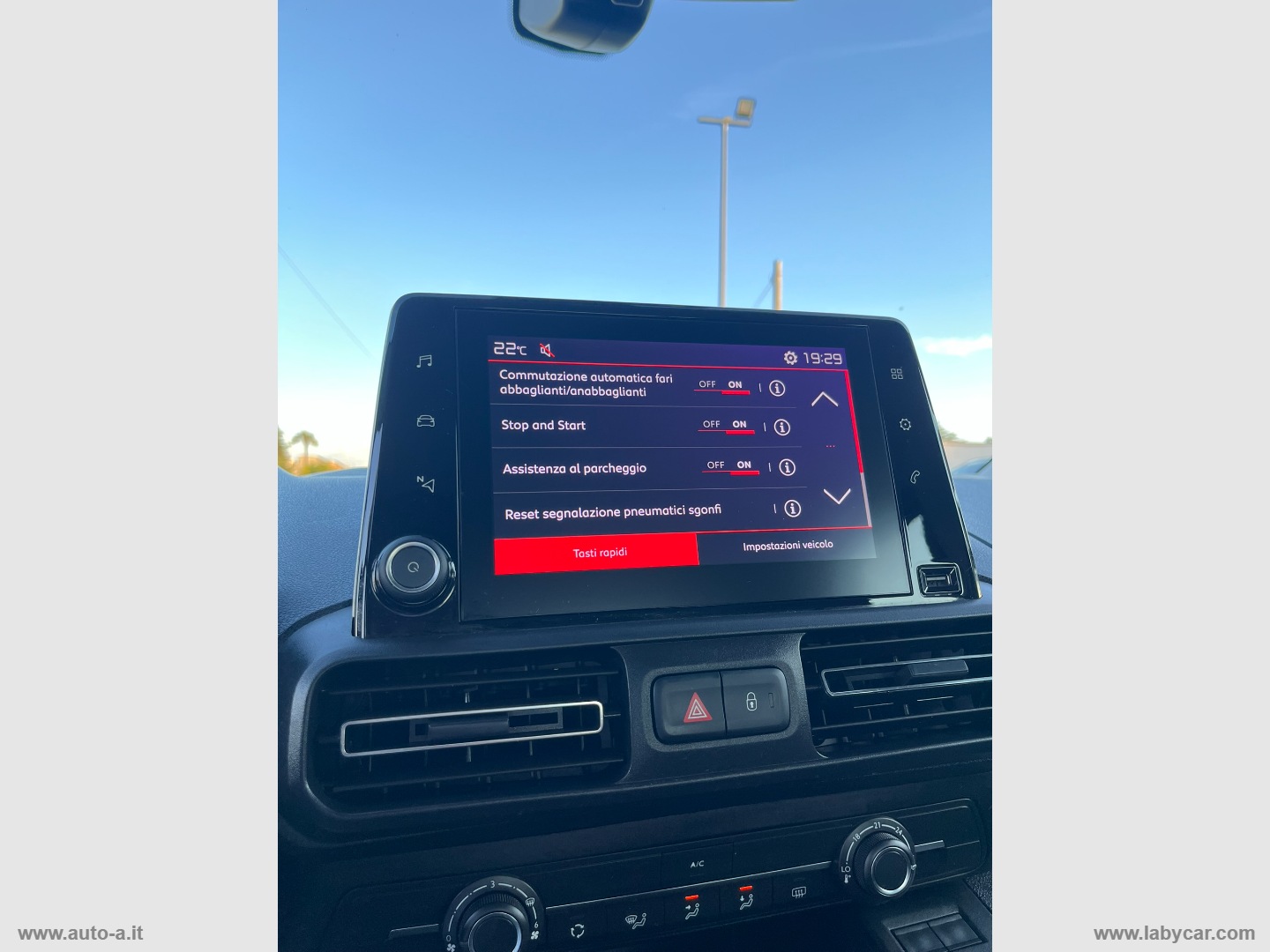 Berlingo BlueHDi 100 S&S SHINE TRASPORTO DISABILI - immagine 34