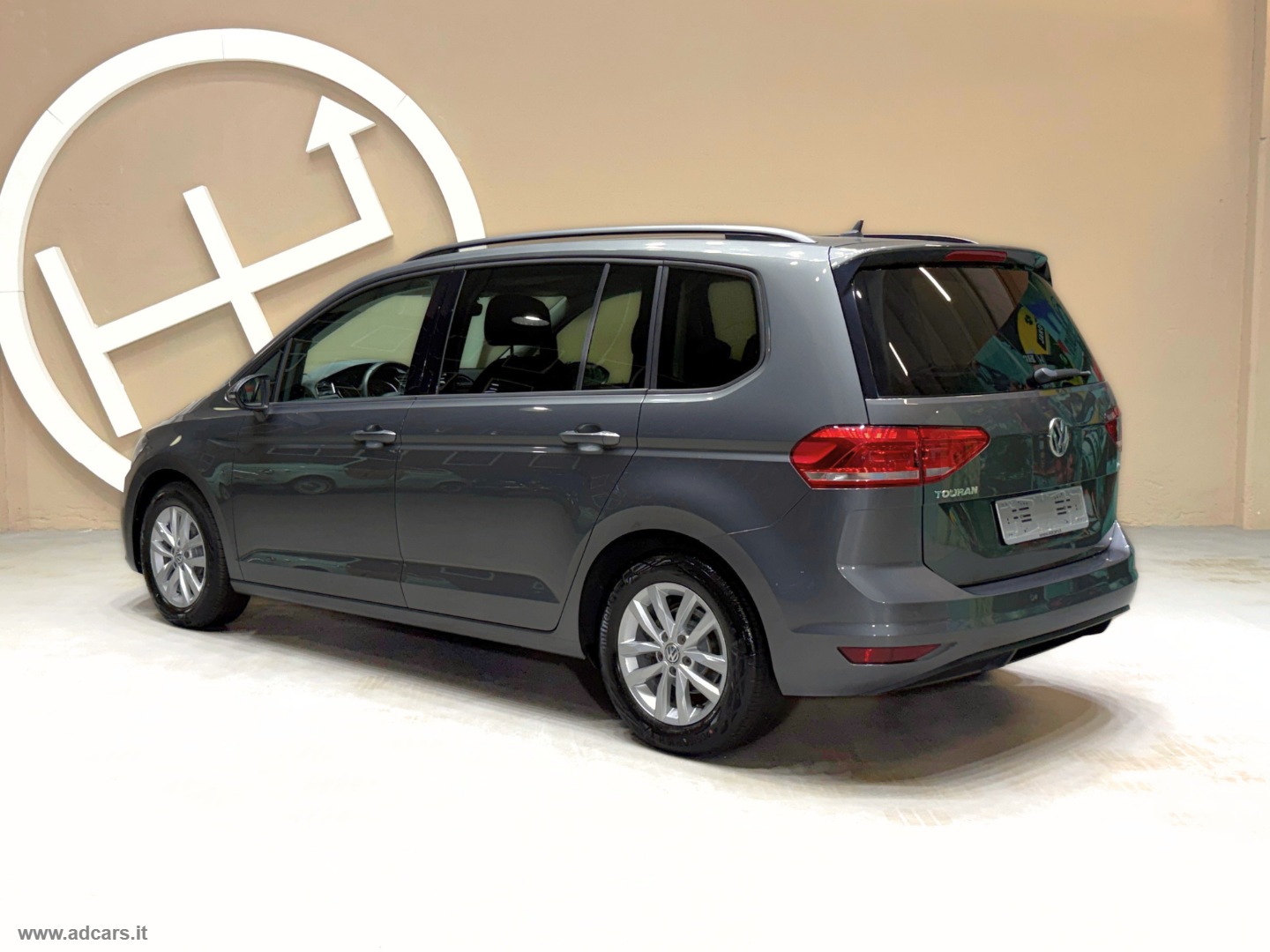 Touran 1.6 TDI Business BMT - immagine 34