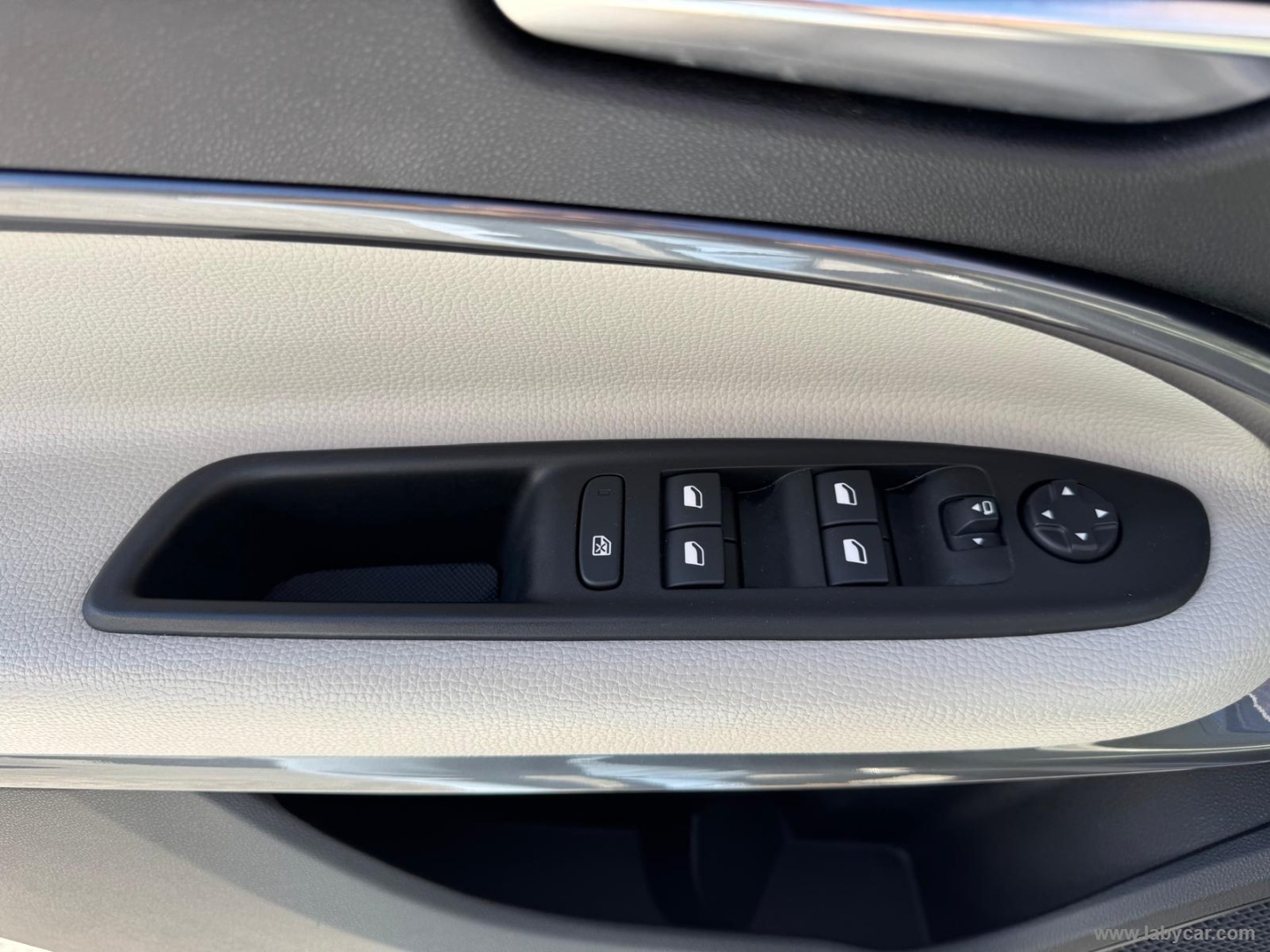 Fiat 600 Hybrid MHEV La Prima - Immagine 34