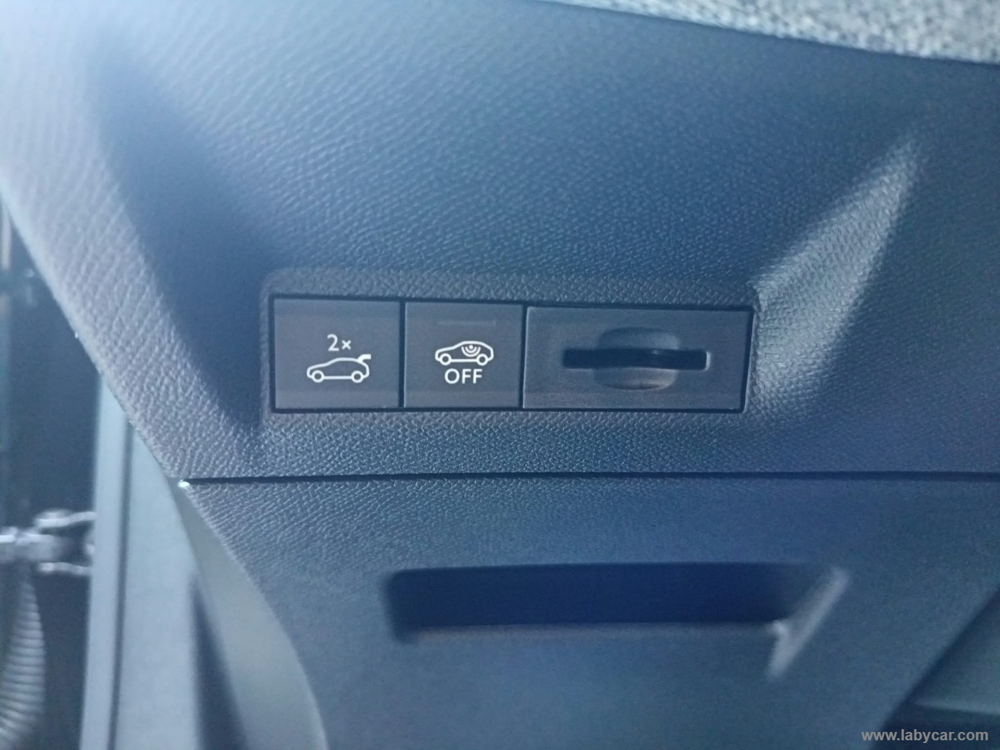 3008 Hybrid 145 e-DCS6 GT - immagine 34