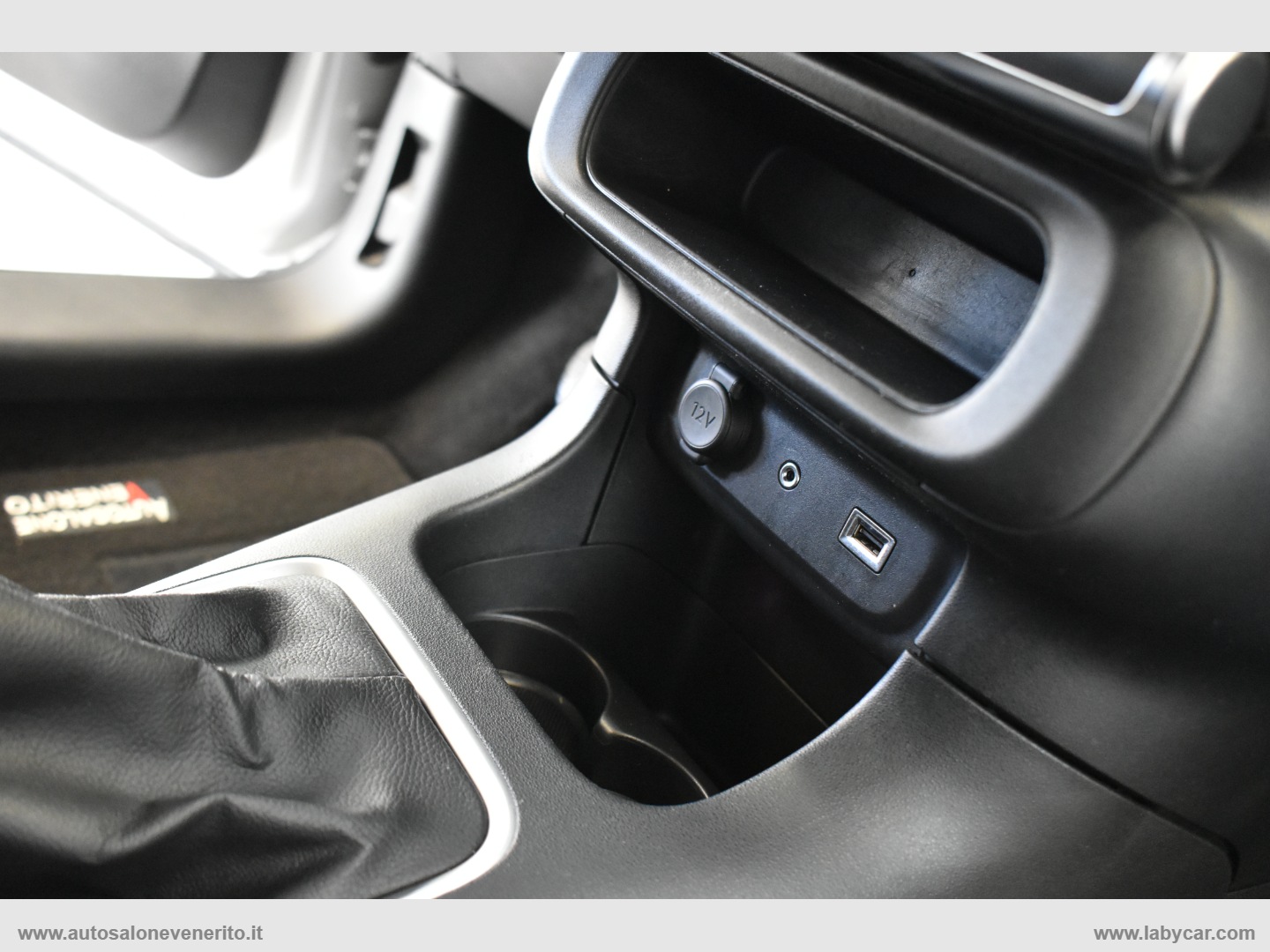 C3 BlueHDi 75 S&S Shine - immagine 34