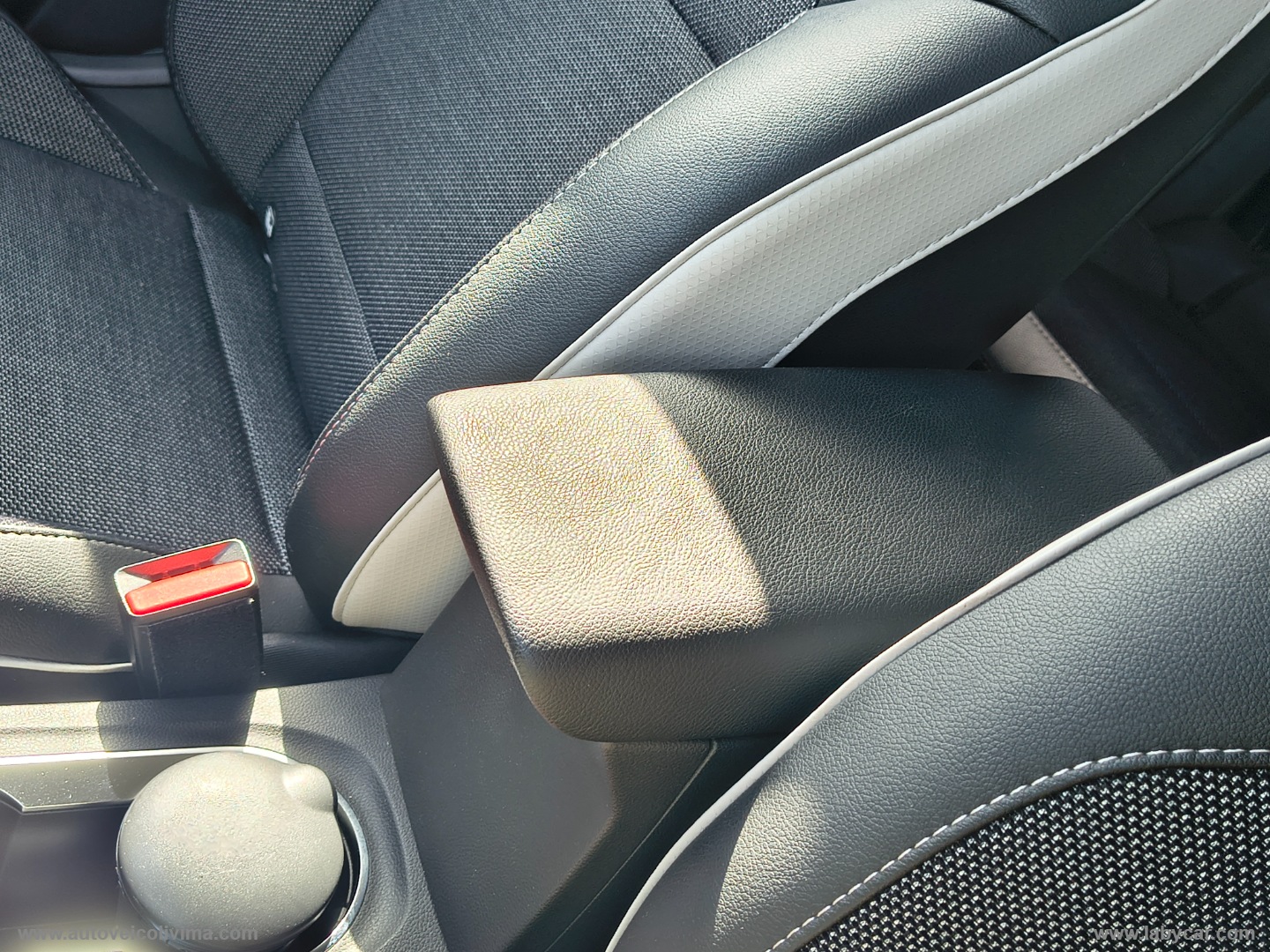 Captur TCe 100 CV GPL Techno - immagine 34