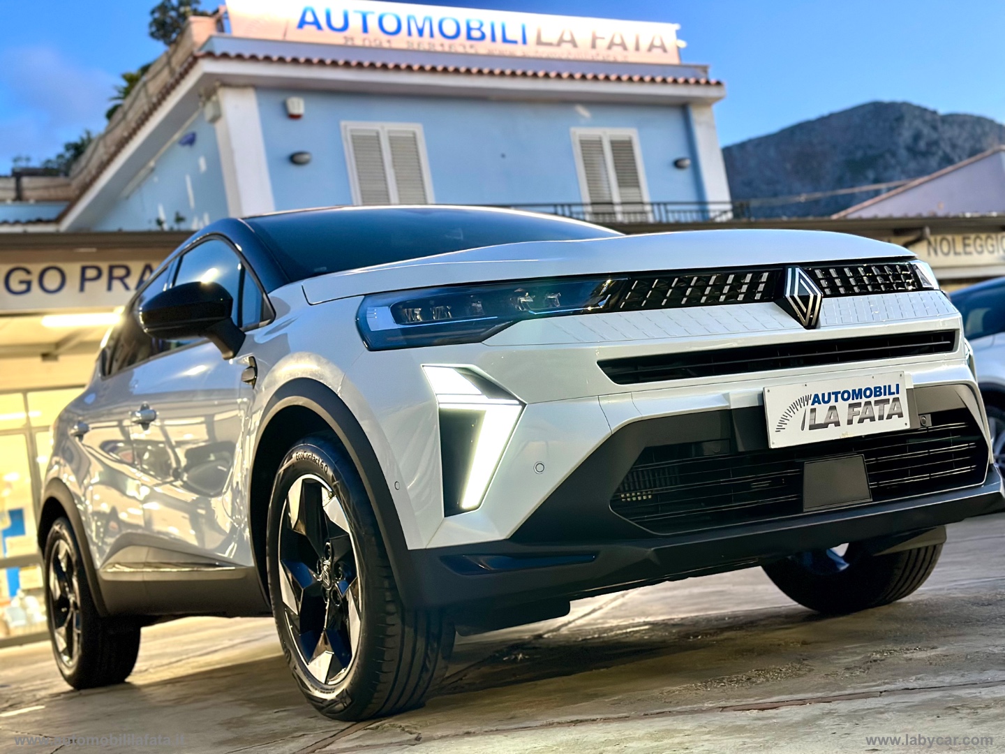 Captur ECO-G 100 CV Techno AZIENDALE KM 3.000 - immagine 34