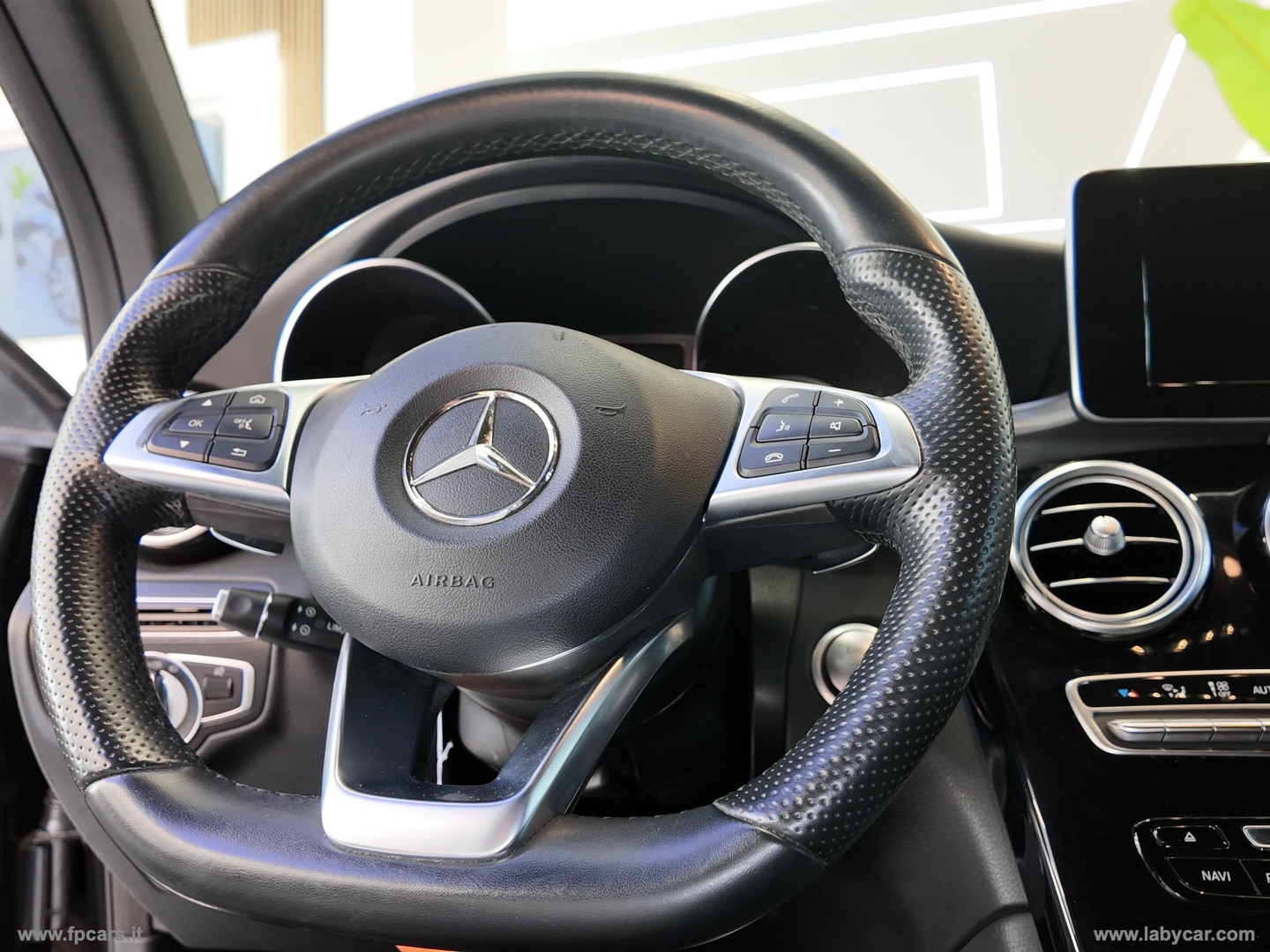 GLC 250 d 4Matic Coupé Premium - immagine 34