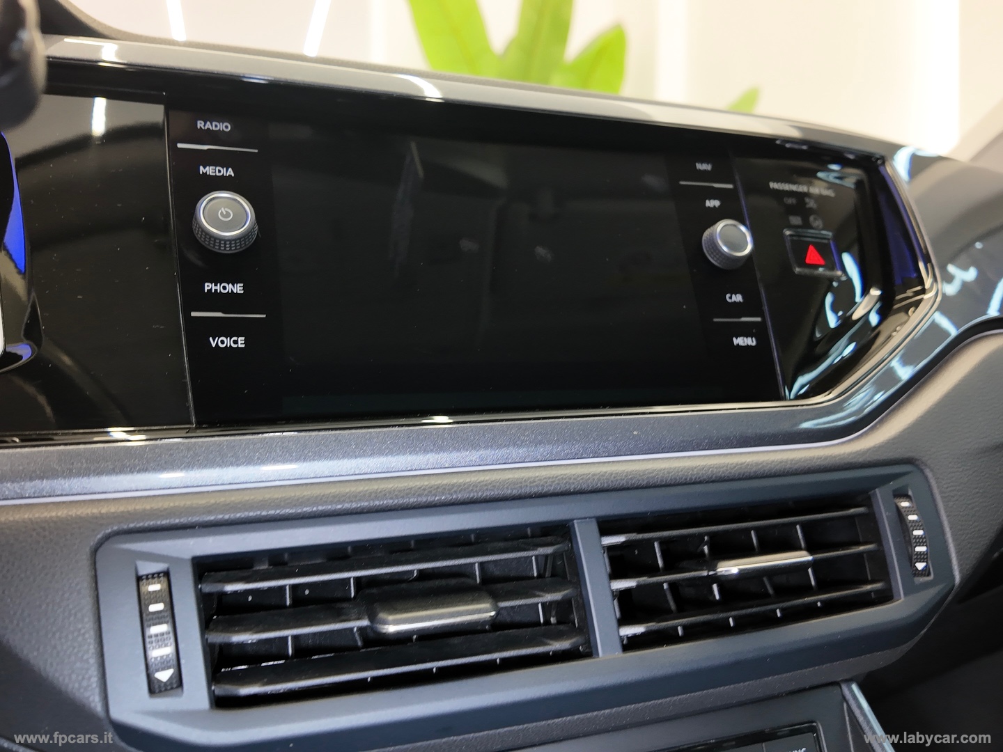 Polo 1.0 TSI 115 CV DSG R-Line - immagine 34