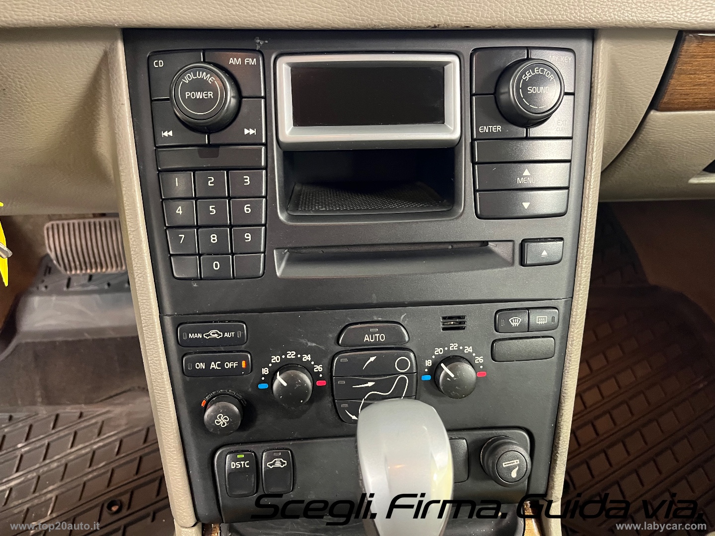 XC90 2.4 D5 aut. AWD Executive|UNICO PROPRIETARIO|ISCRZ. CVS - immagine 34