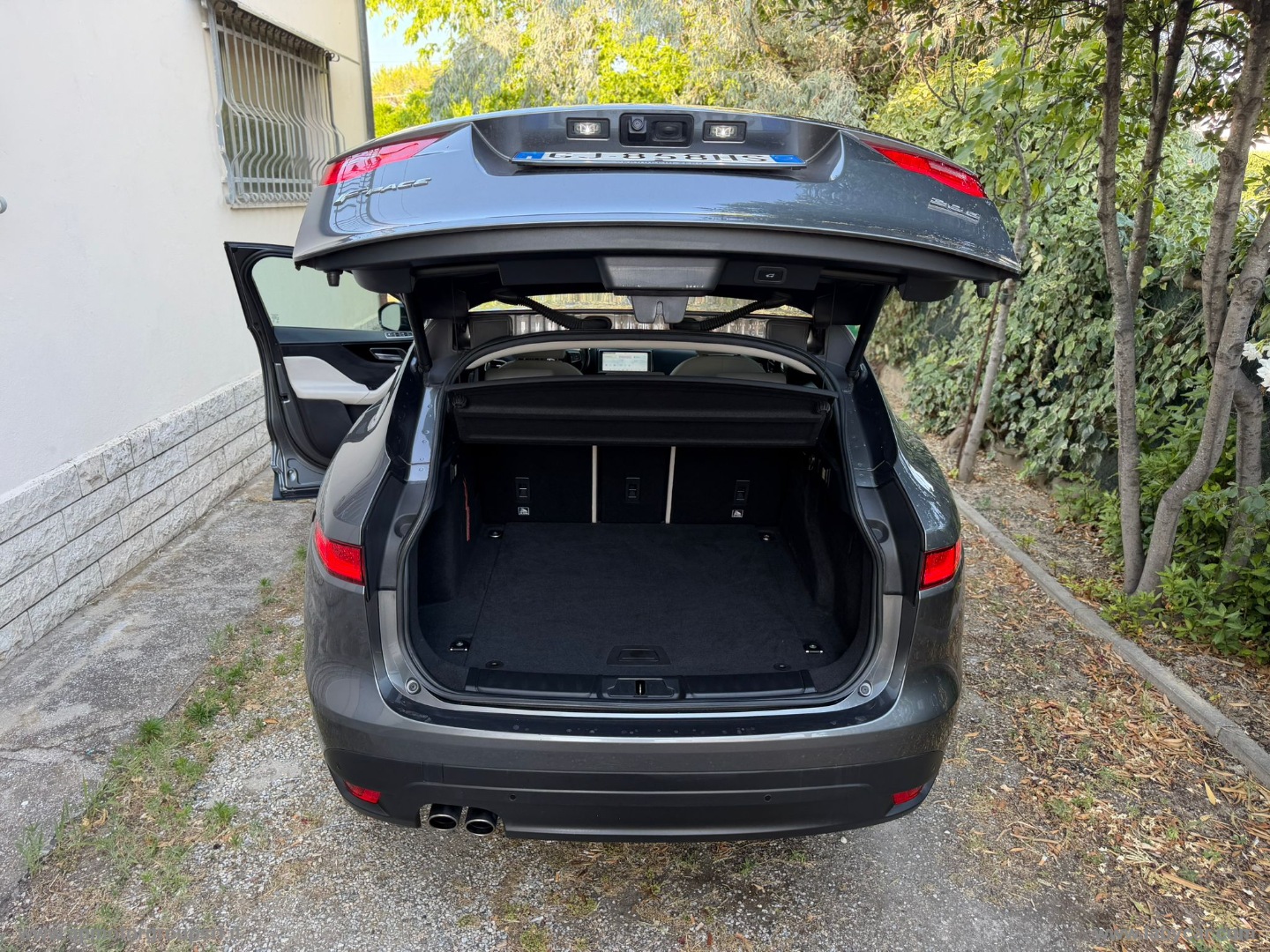 F-Pace 2.0 D 180 CV AWD aut. Prestige - immagine 34
