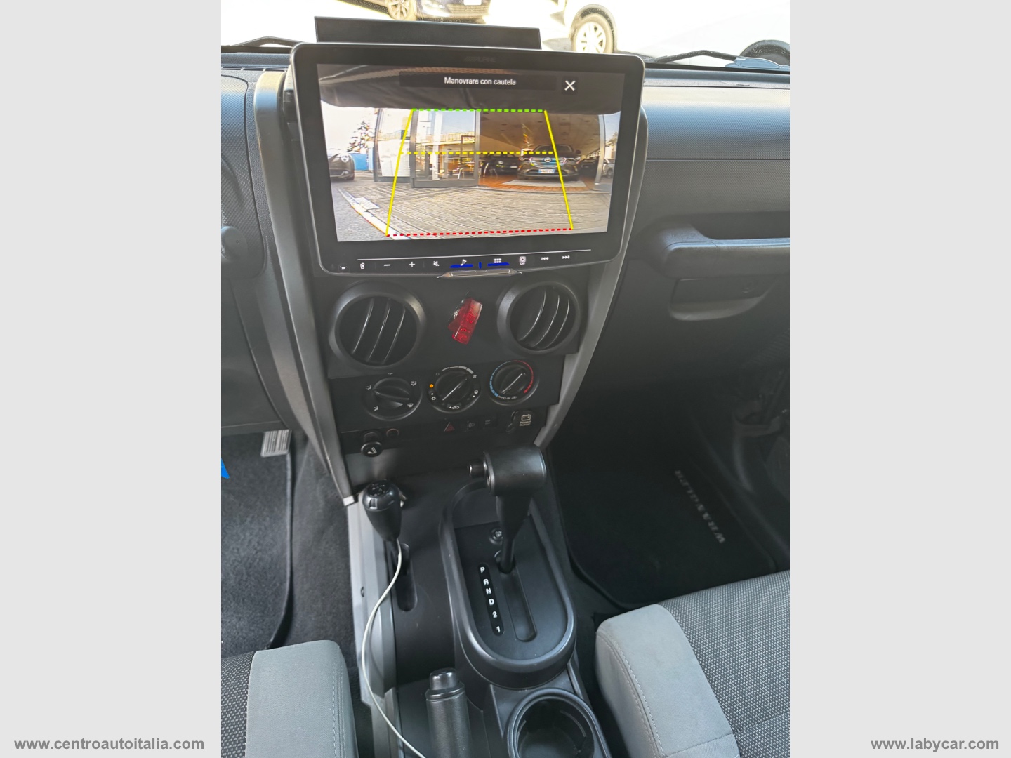 Wrangler 2.8 CRD Sport Auto - immagine 34