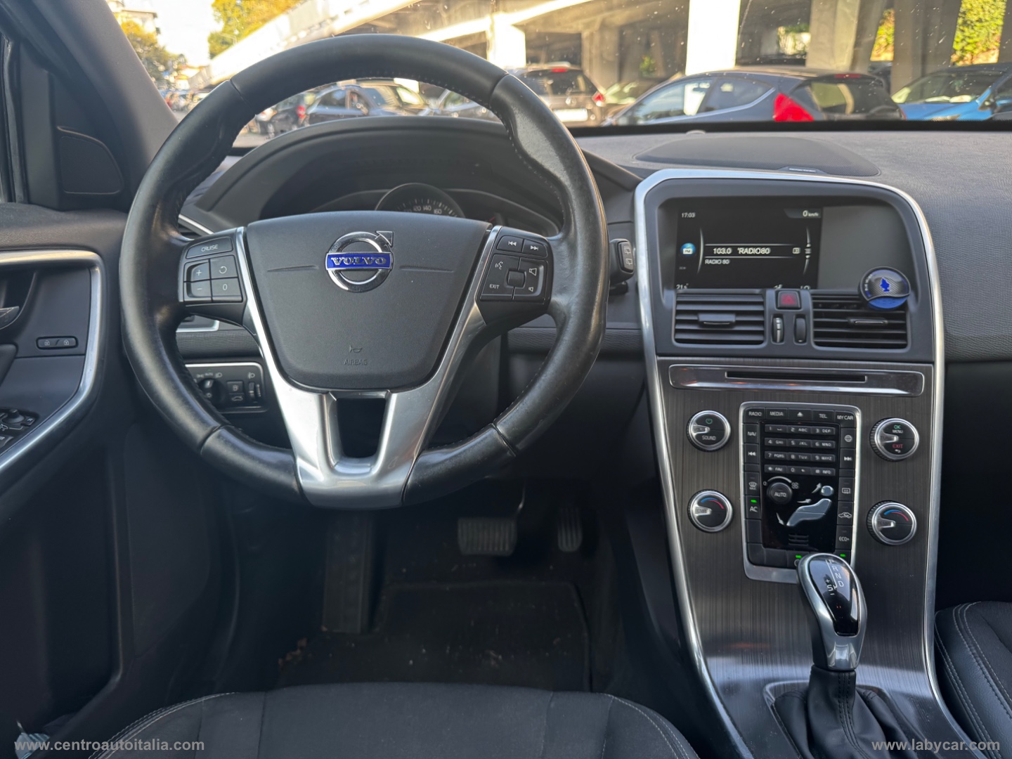 XC60 D4 Geartronic Summum - immagine 34