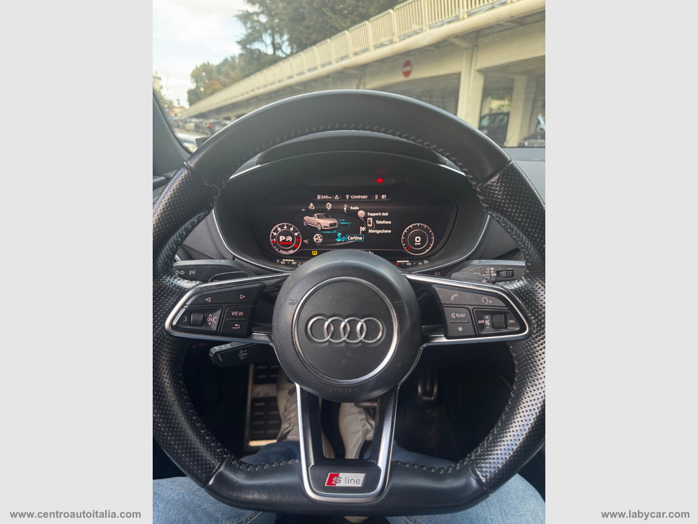 TT Roadster 2.0 TDI quattro S tr. S line - immagine 34