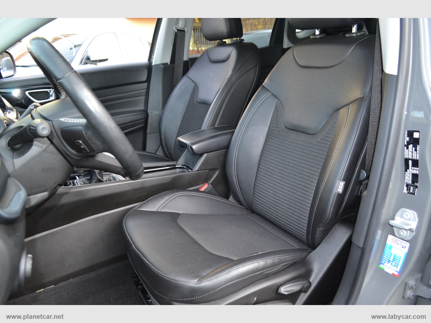 Compass 1.6 Mjt II 2WD Limited - immagine 35