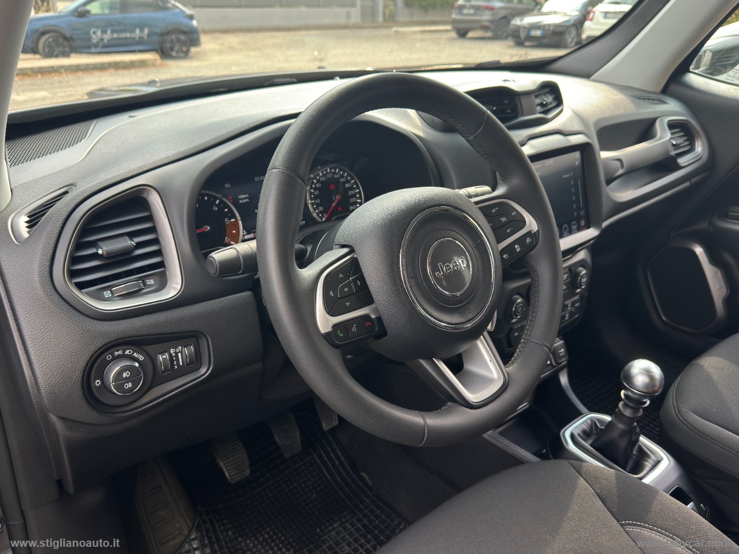 Renegade 1.6 Mjt 130CV Limited - immagine 35