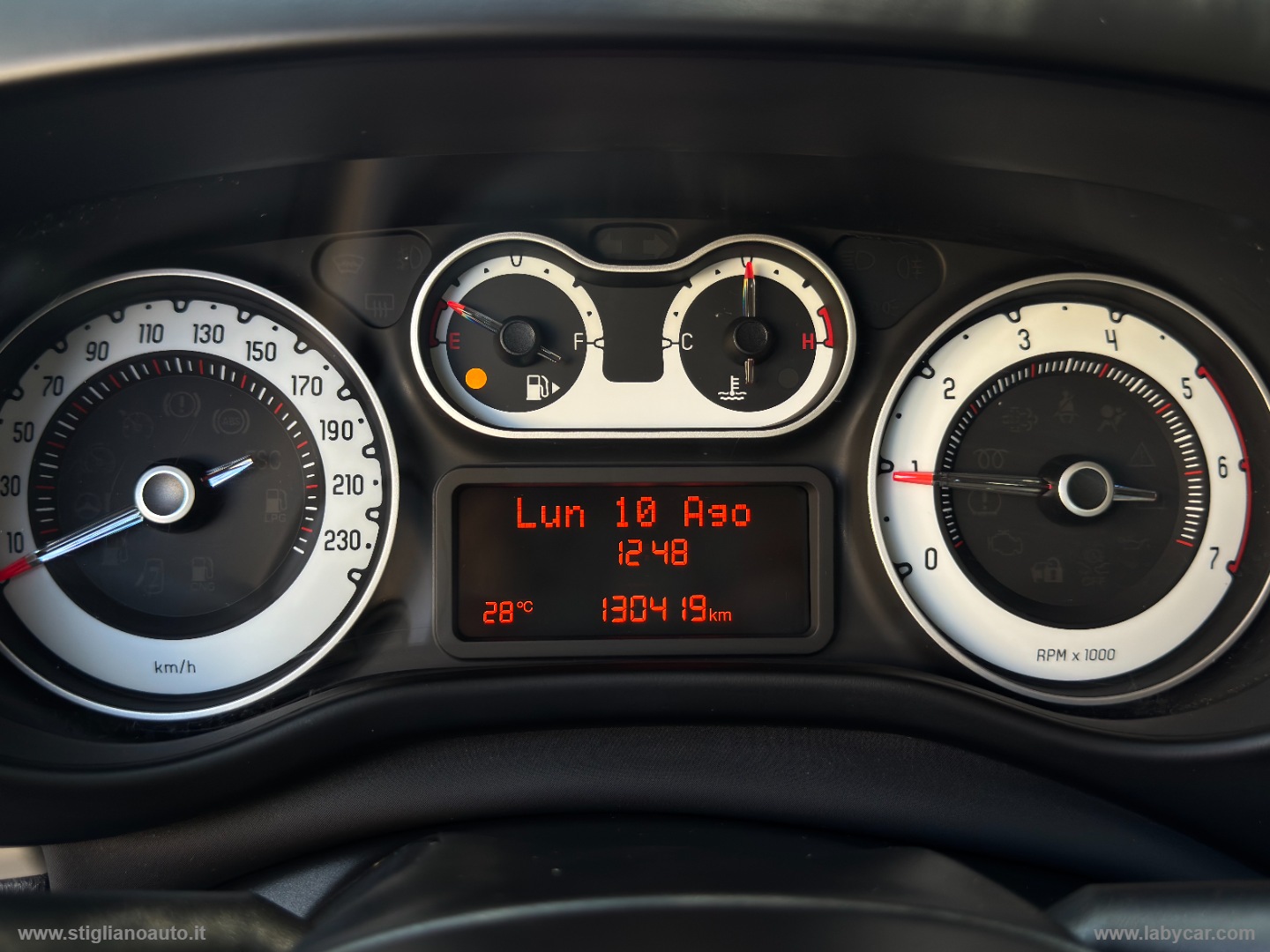 500L 1.3 MJT 95 CV Pop Star - immagine 35