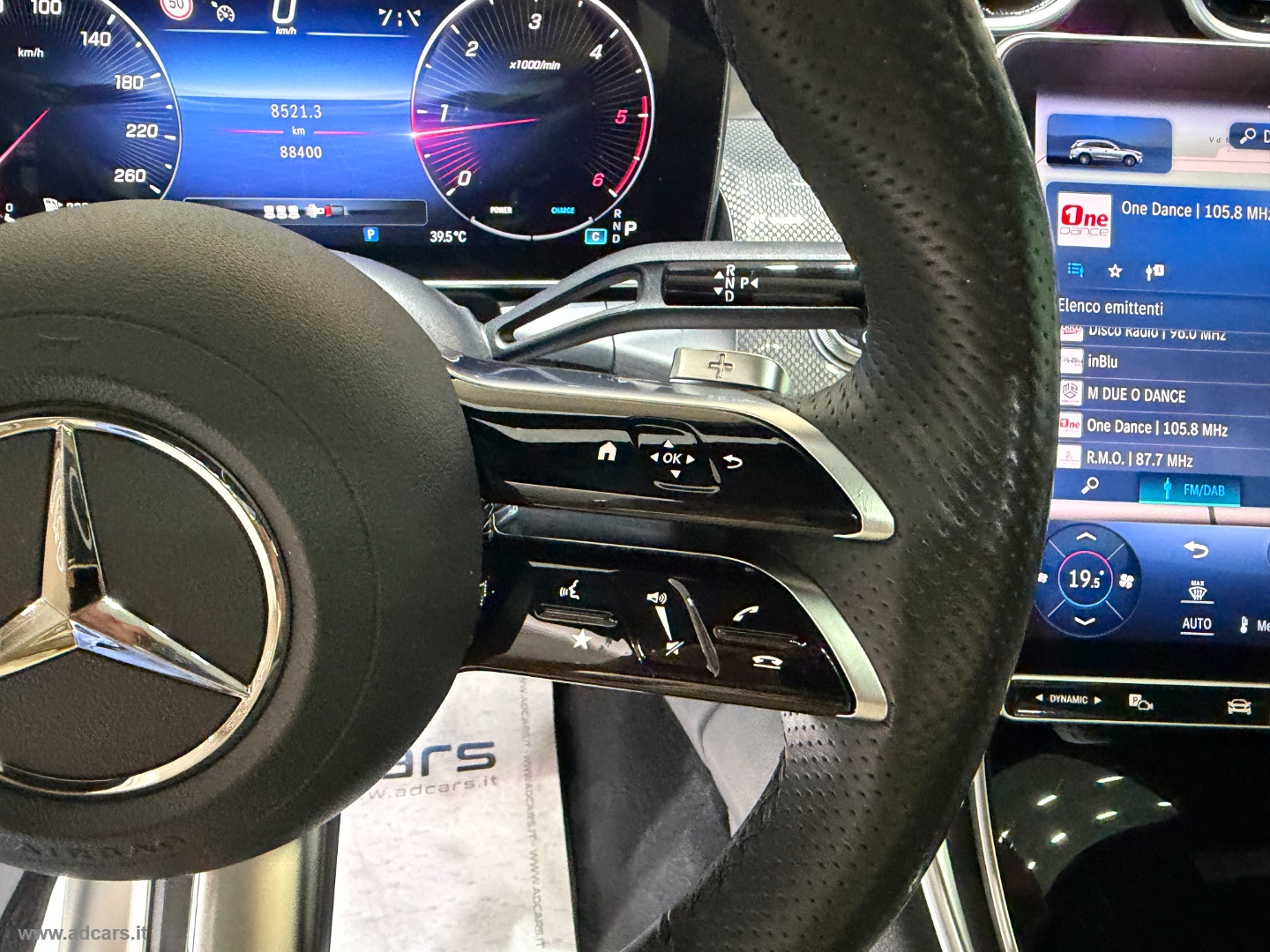 GLC 300 d 4Matic AMG Line Premium *TETTO*LUCI*BURMESTER* - immagine 35