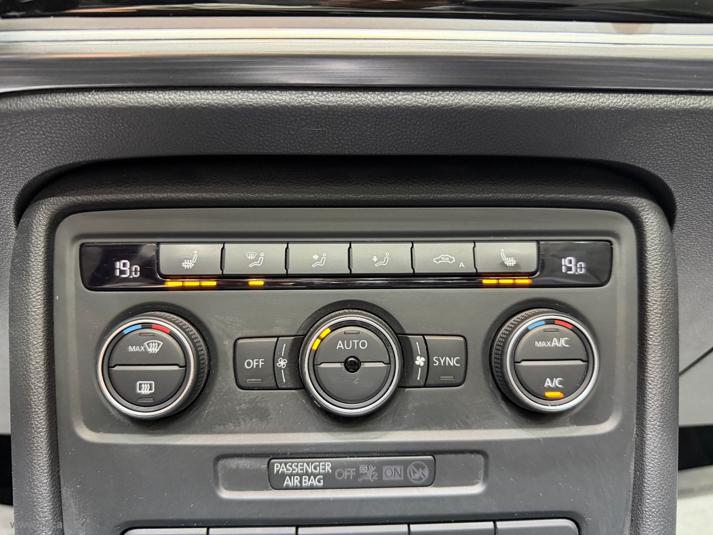 Maggiolino Cabrio 1.2 TSI Design BMT DSG Allstar *BOOK SERVICE VW* - immagine 35