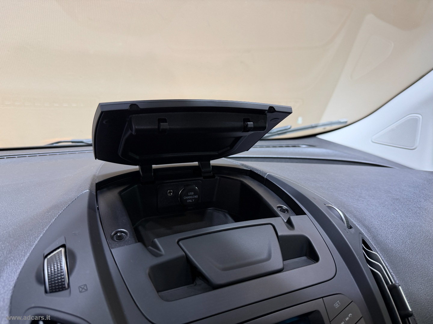 Tourneo Connect 1.0 EcoBoost Plus *5 POSTI*DOPPIA PORTA*VETRI SCURI* - immagine 35