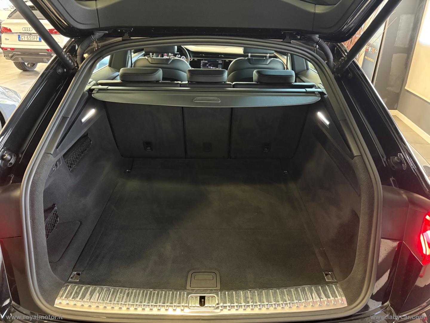 Q8 50 TDI 286 CV quattro tiptronic S-LINE - immagine 35