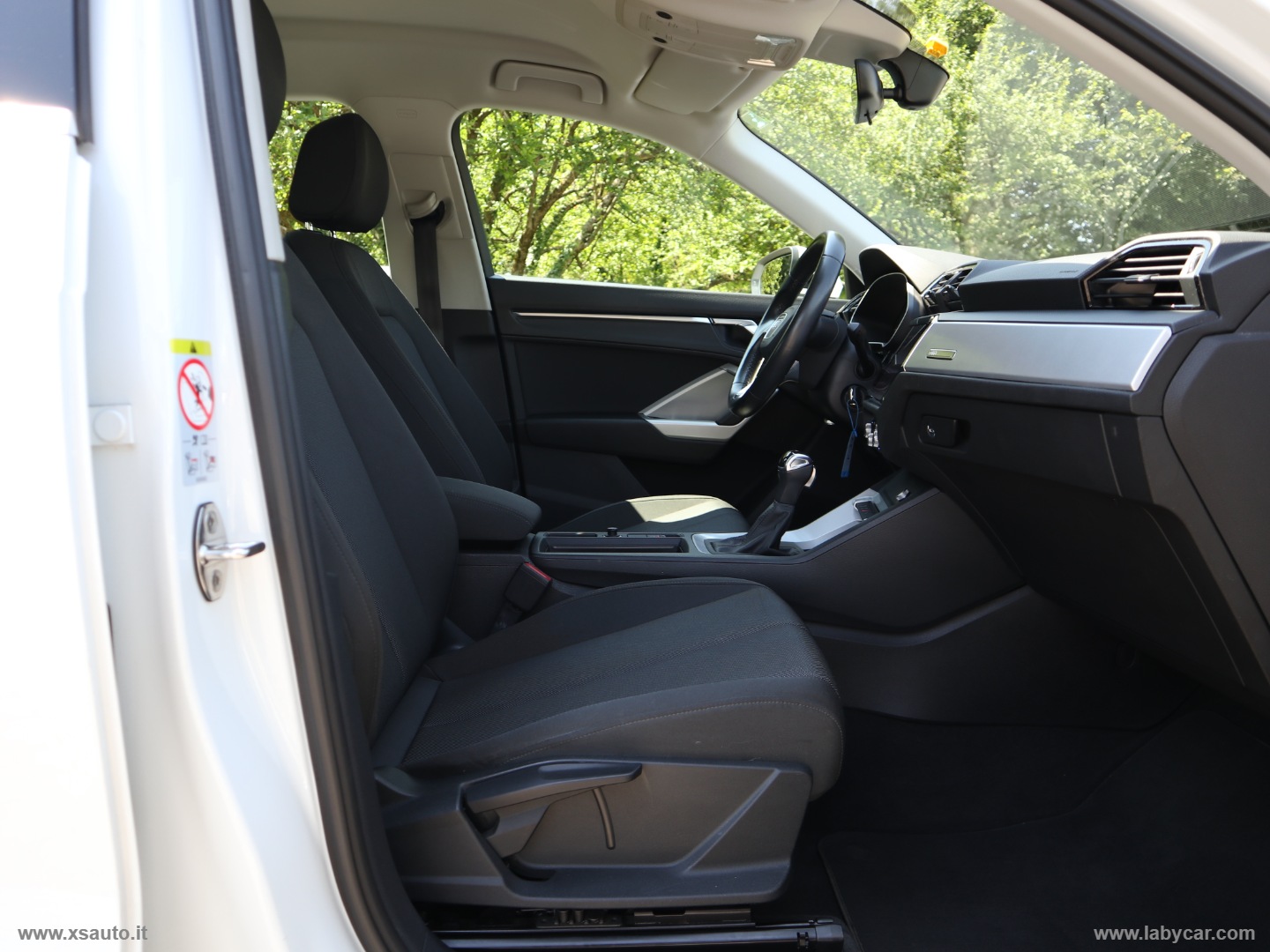 Q3 35 TFSI S tronic Business Advanced - immagine 35