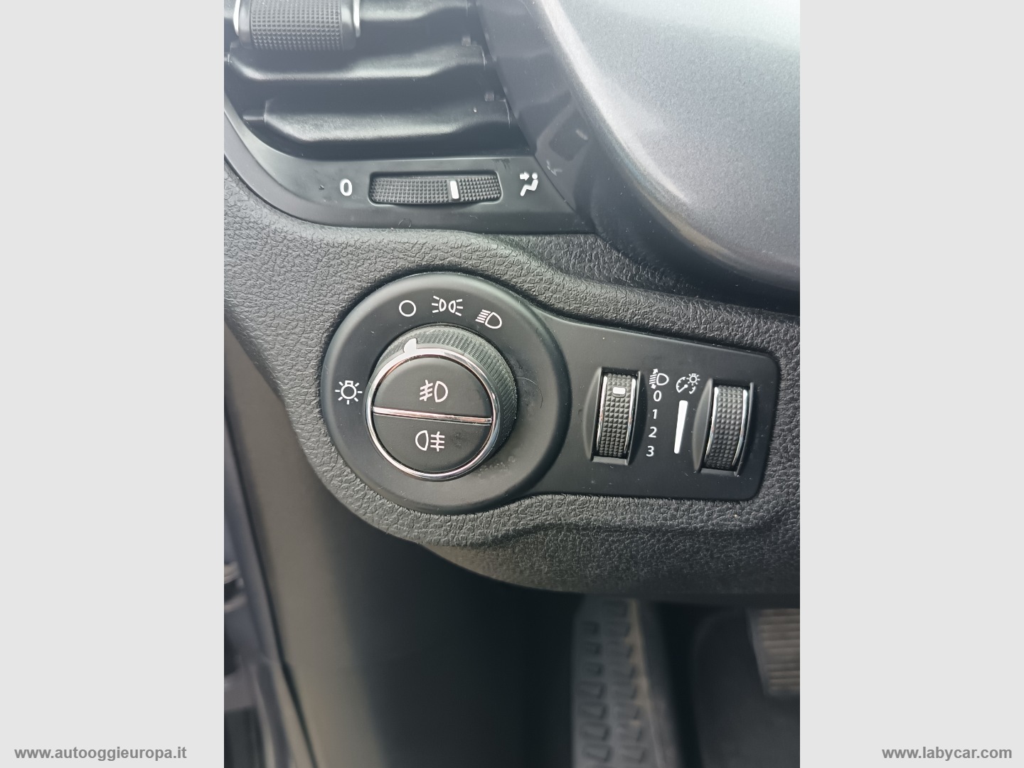 500X 1.6 E-Torq 110 CV Pop Star - immagine 35