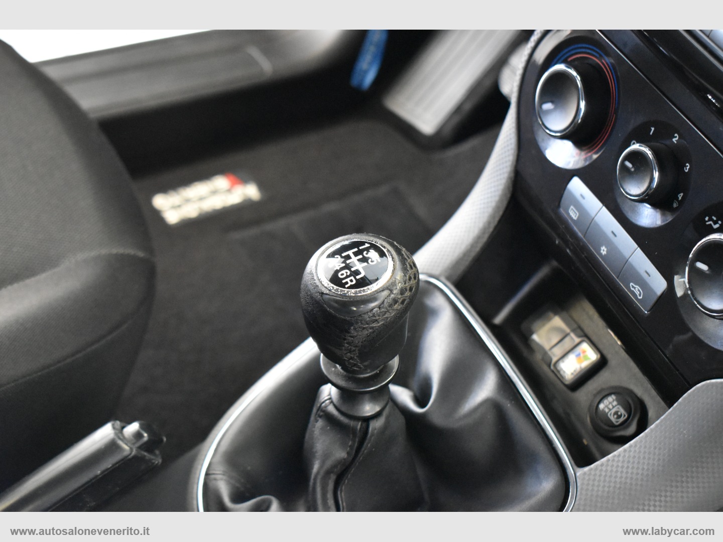 Bravo 1.6 MJT 105 CV Dynamic - immagine 35