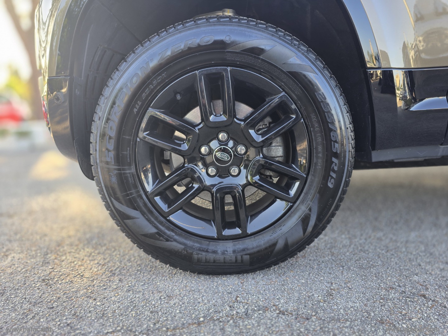 Defender 90 3.0D I6 200 CV X-Dynamic S - immagine 35